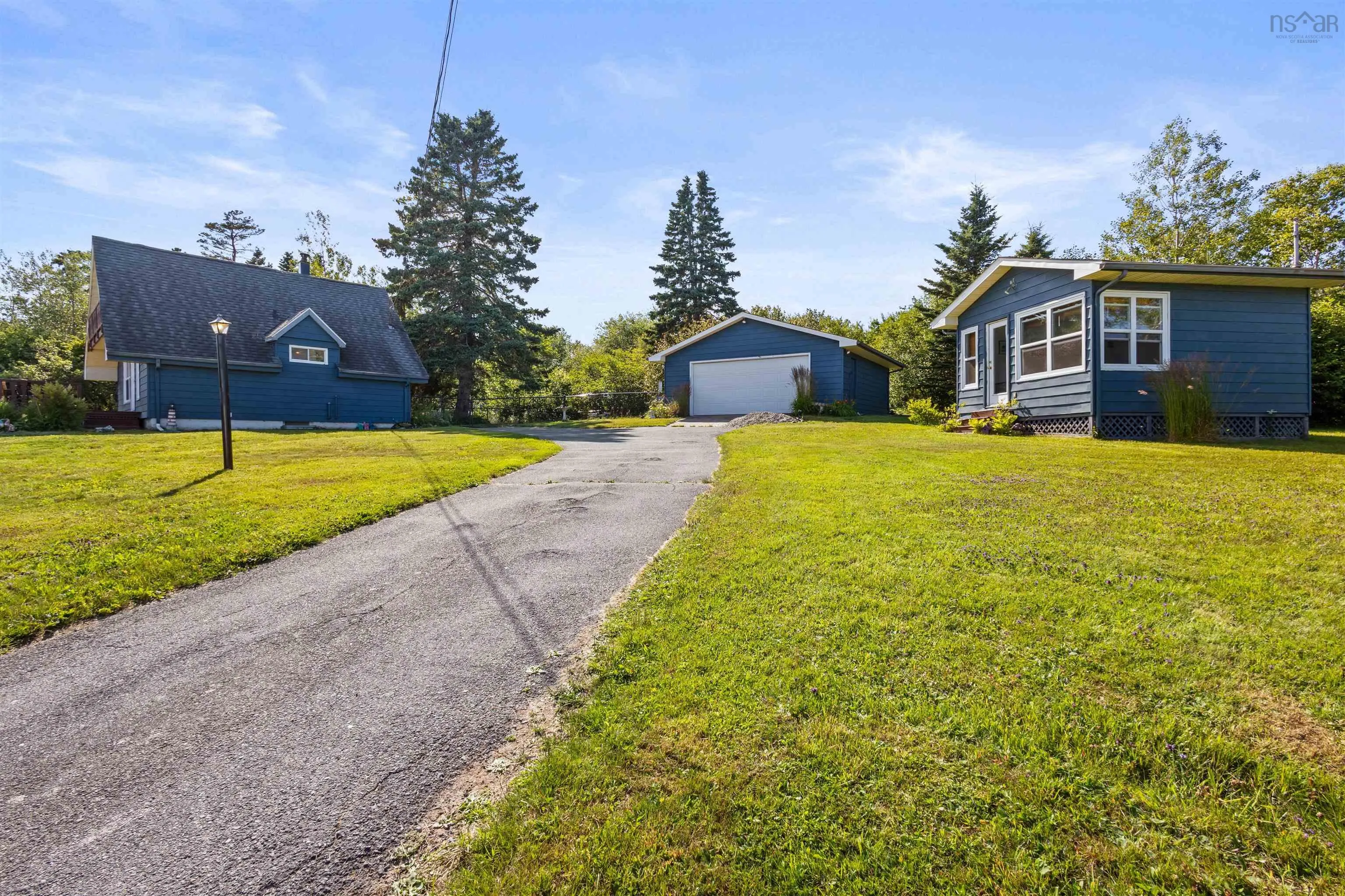9009 St Margarets Bay Road, Queensland, NS B0J 1T0, 2 Bedrooms Bedrooms, ,1 BathroomBathrooms,Residential,For Sale,St Margarets Bay,202518769