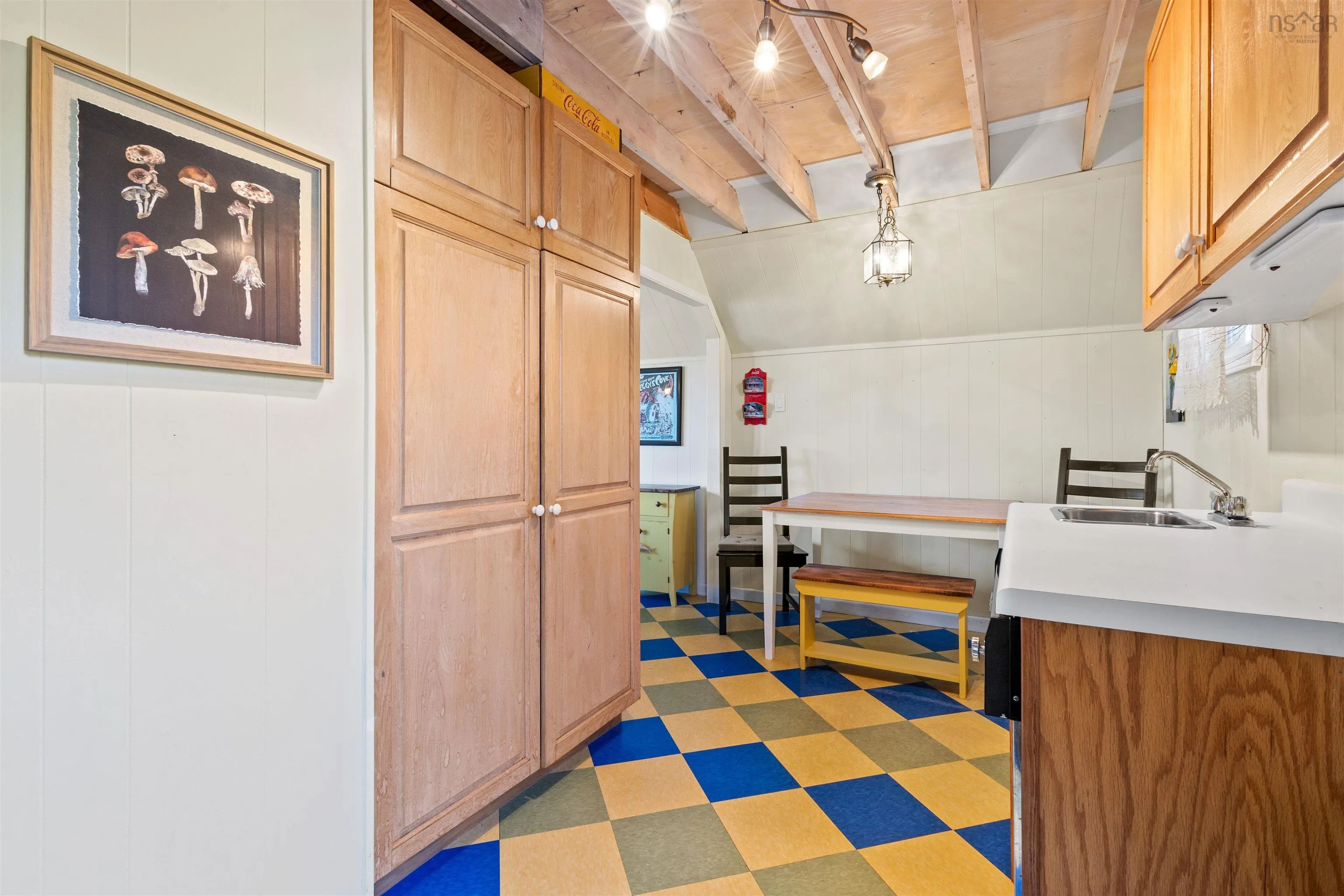 9009 St Margarets Bay Road, Queensland, NS B0J 1T0, 2 Bedrooms Bedrooms, ,1 BathroomBathrooms,Residential,For Sale,St Margarets Bay,202518769