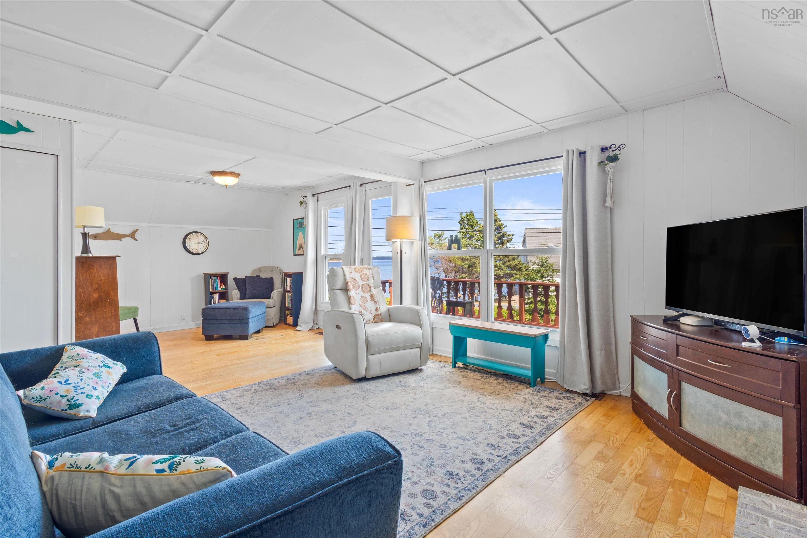 9009 St Margarets Bay Road, Queensland, NS B0J 1T0, 2 Bedrooms Bedrooms, ,1 BathroomBathrooms,Residential,For Sale,St Margarets Bay,202518769