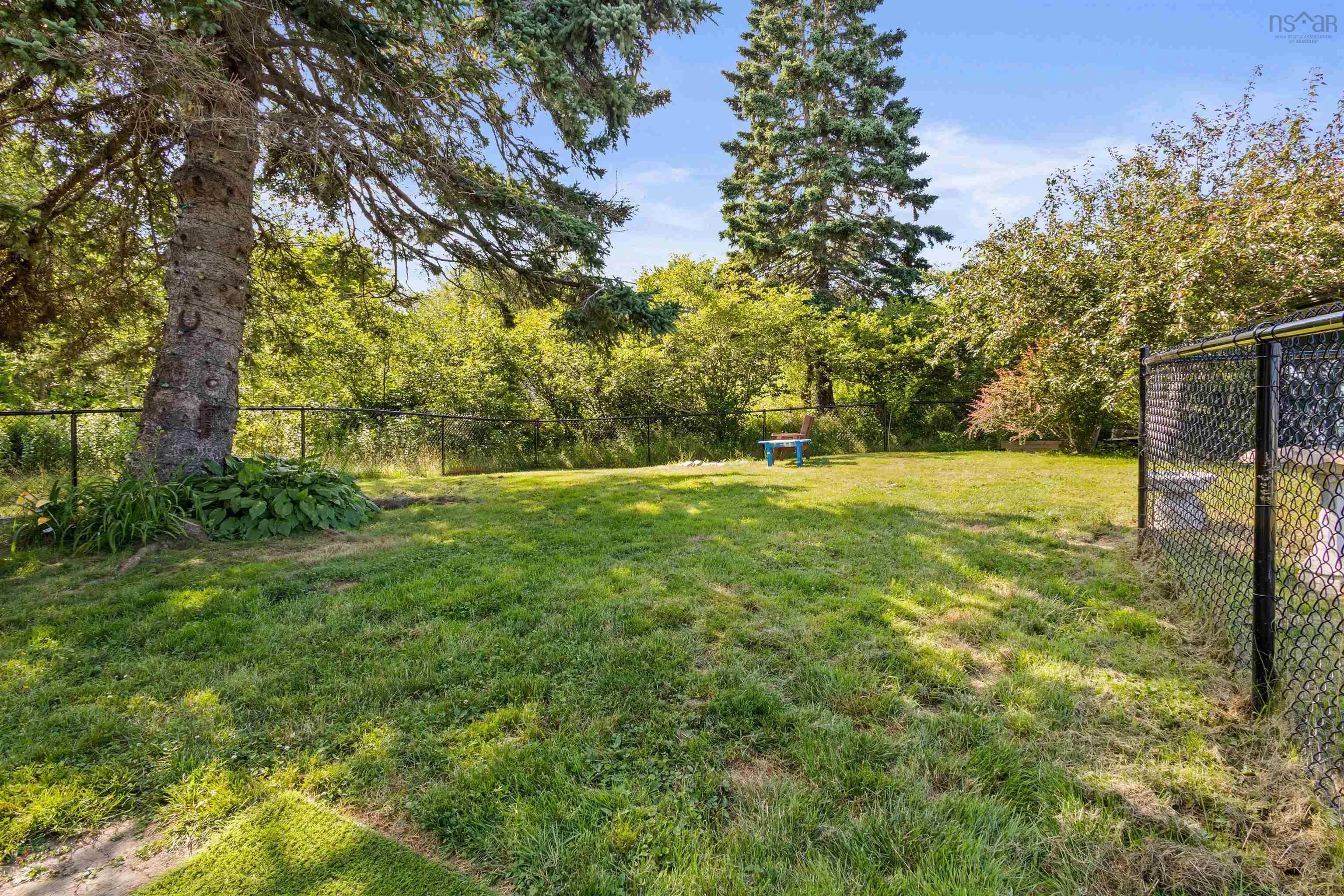 9009 St Margarets Bay Road, Queensland, NS B0J 1T0, 2 Bedrooms Bedrooms, ,1 BathroomBathrooms,Residential,For Sale,St Margarets Bay,202518769