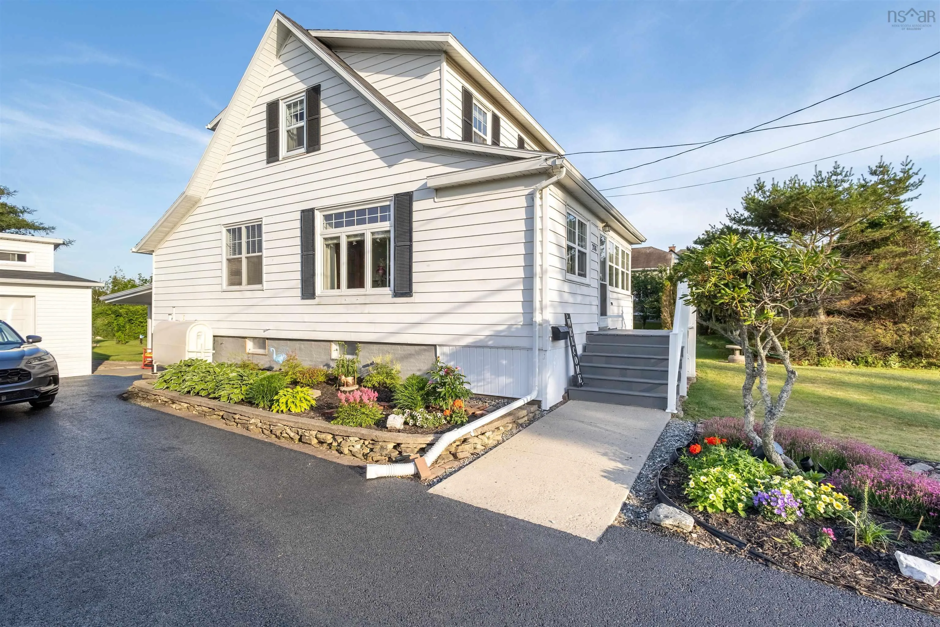 288 Atlantic Street, Sydney Mines, NS B1V 1W8, 3 Bedrooms Bedrooms, ,2 BathroomsBathrooms,Residential,For Sale,Atlantic,202517495