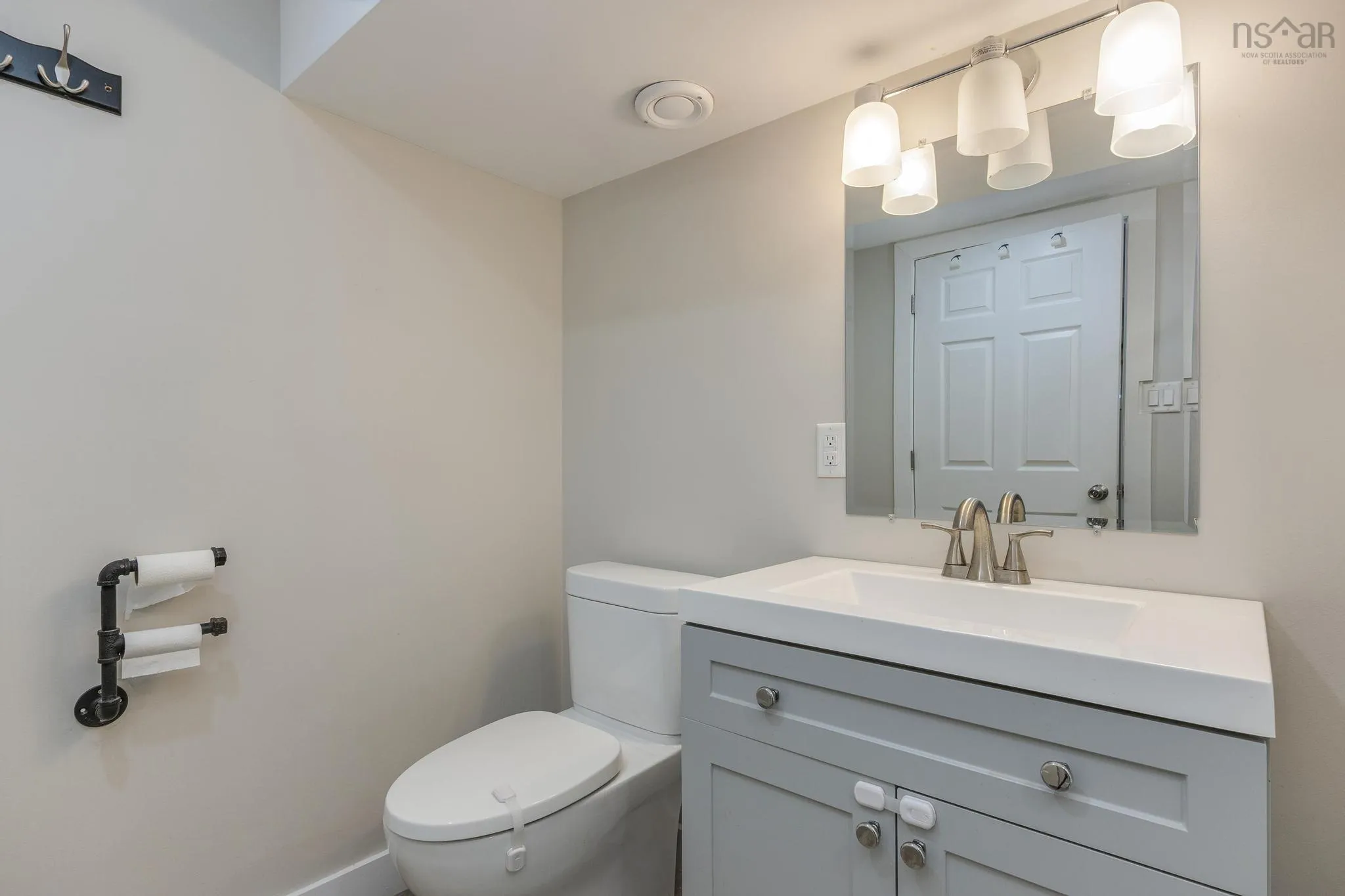 38 Oceanlea Drive, Eastern Passage, NS B3G 1E4, 5 Bedrooms Bedrooms, ,2 BathroomsBathrooms,Residential,For Sale,Oceanlea,202521273