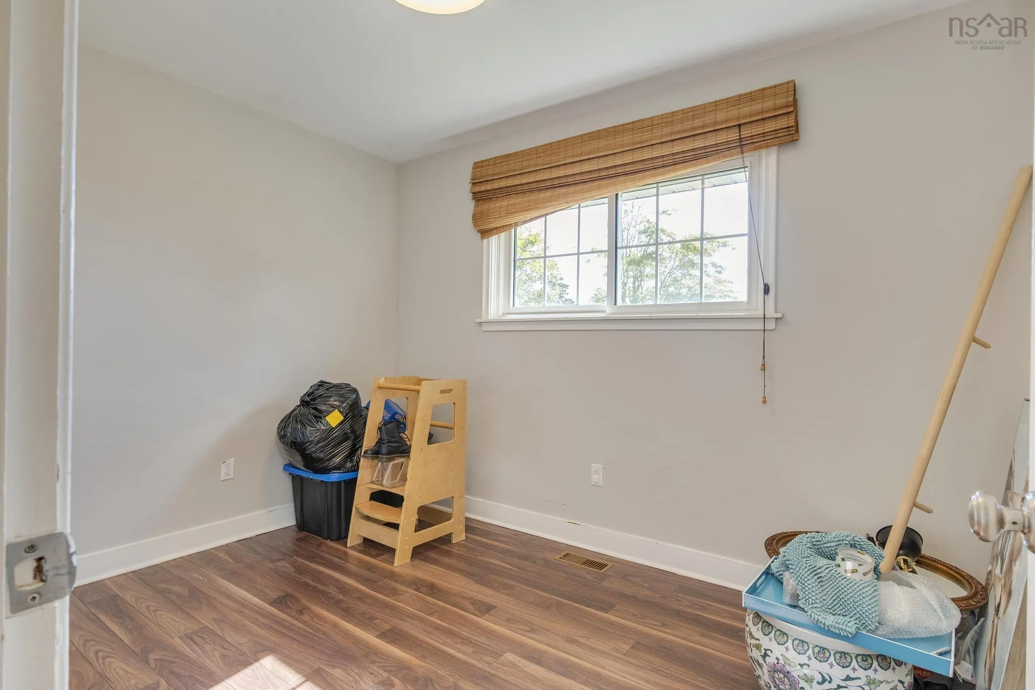 38 Oceanlea Drive, Eastern Passage, NS B3G 1E4, 5 Bedrooms Bedrooms, ,2 BathroomsBathrooms,Residential,For Sale,Oceanlea,202521273