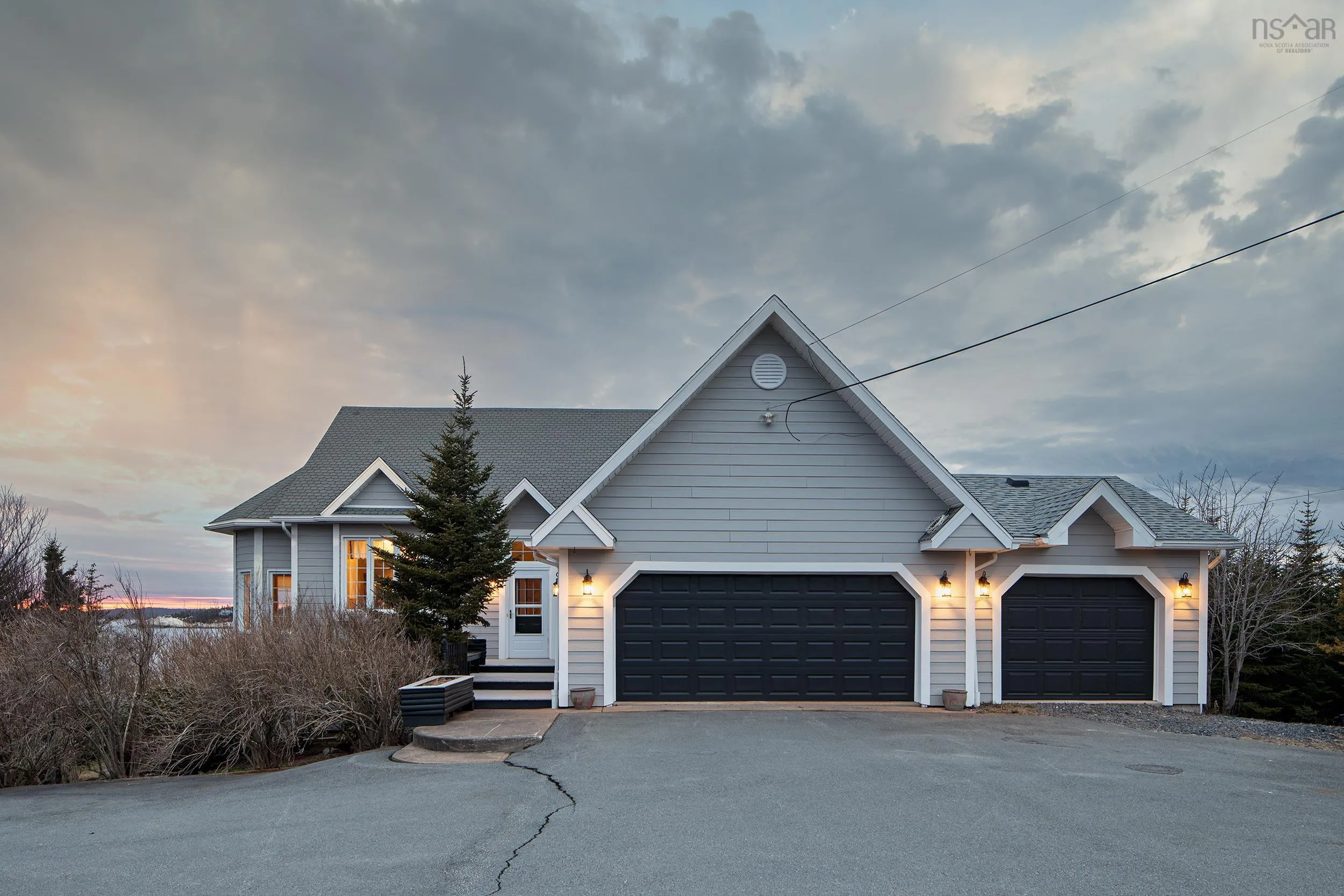 79 Hages Lane, Prospect, NS B3T 2A4, 4 Bedrooms Bedrooms, ,5 BathroomsBathrooms,Residential,For Sale,Hages,202522125