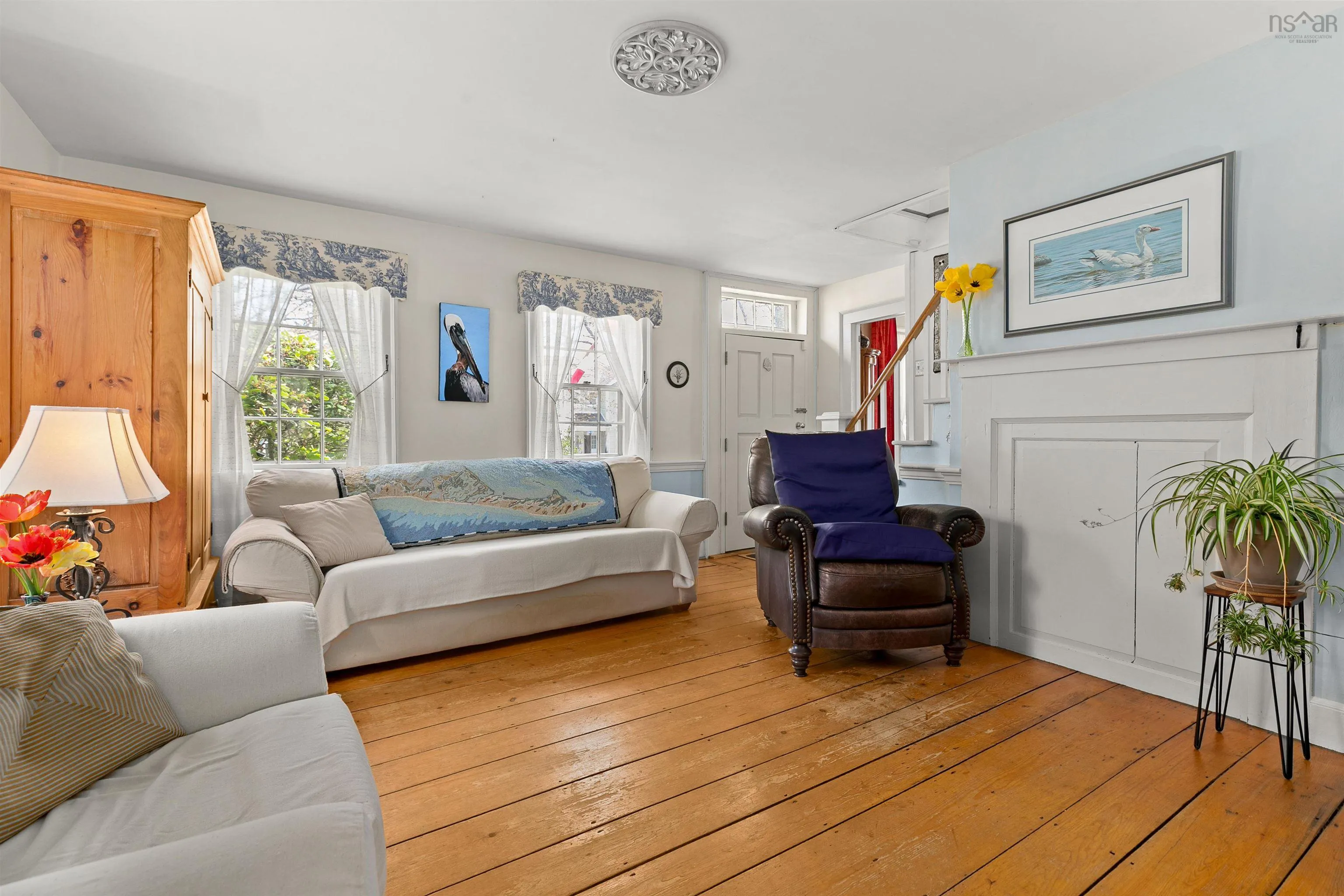328 Main Street, Mahone Bay Ns B0j 2e0, 3 Bedrooms Bedrooms, ,3 BathroomsBathrooms,Residential,For Sale,Main,202510785