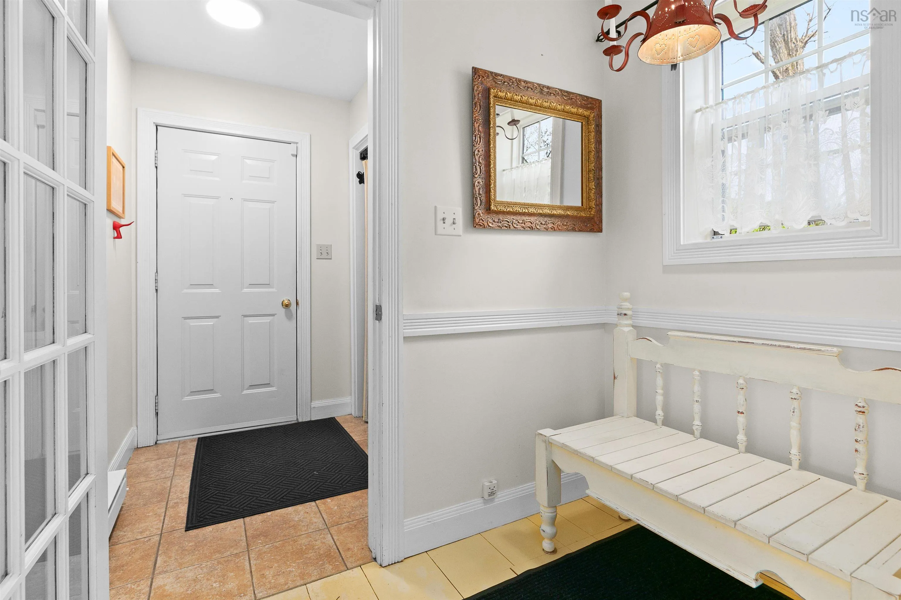 328 Main Street, Mahone Bay Ns B0j 2e0, 3 Bedrooms Bedrooms, ,3 BathroomsBathrooms,Residential,For Sale,Main,202510785