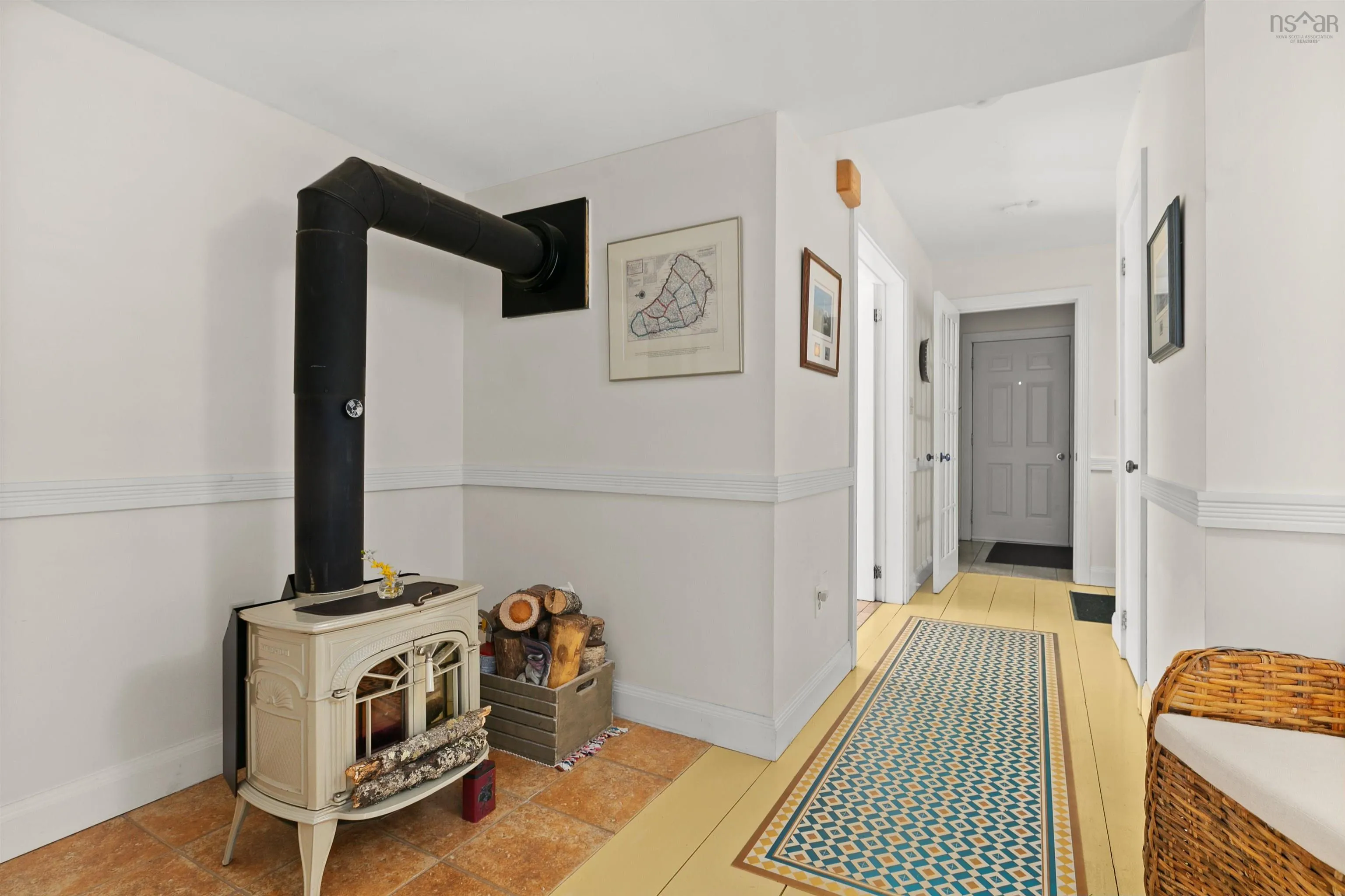 328 Main Street, Mahone Bay Ns B0j 2e0, 3 Bedrooms Bedrooms, ,3 BathroomsBathrooms,Residential,For Sale,Main,202510785
