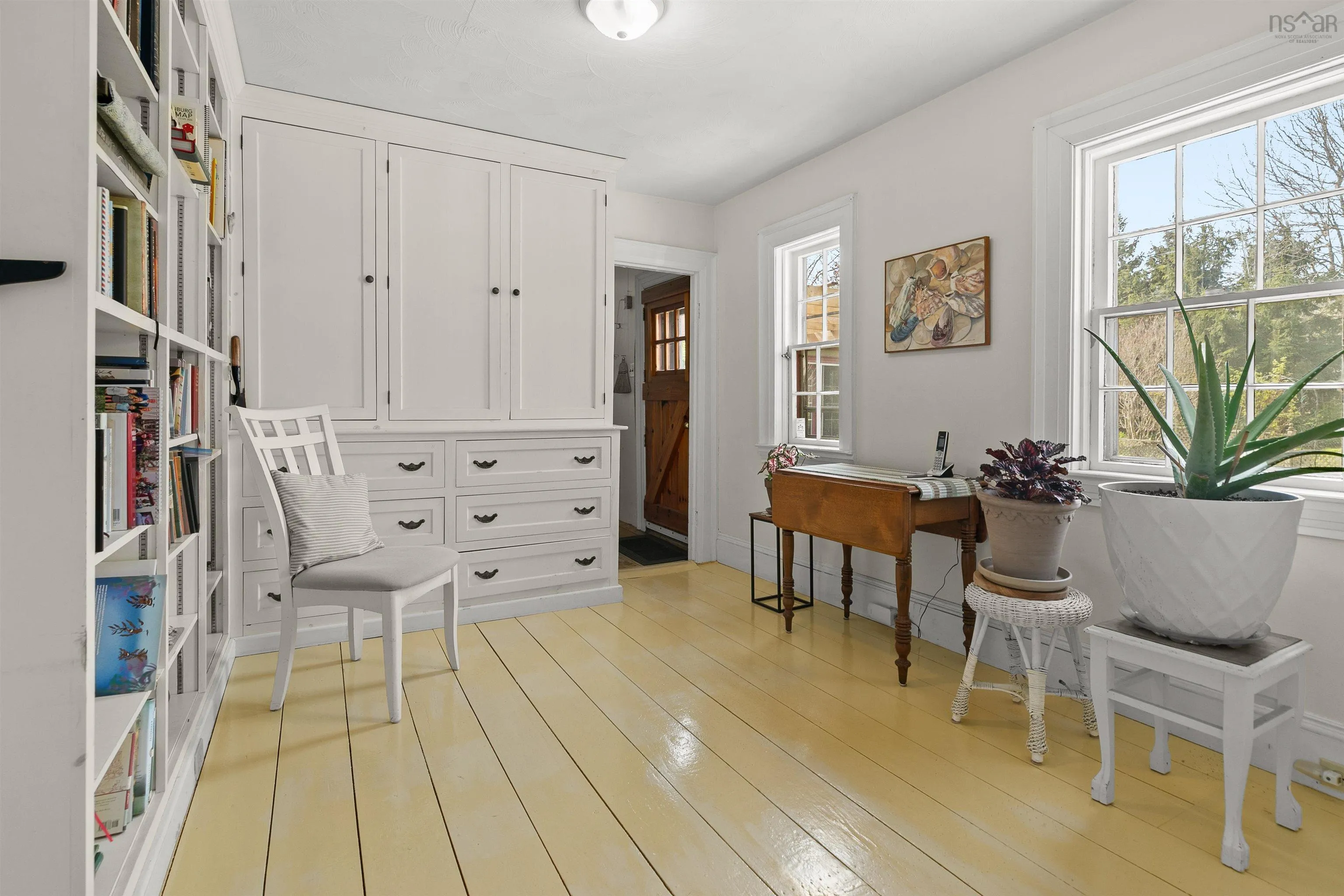 328 Main Street, Mahone Bay Ns B0j 2e0, 3 Bedrooms Bedrooms, ,3 BathroomsBathrooms,Residential,For Sale,Main,202510785