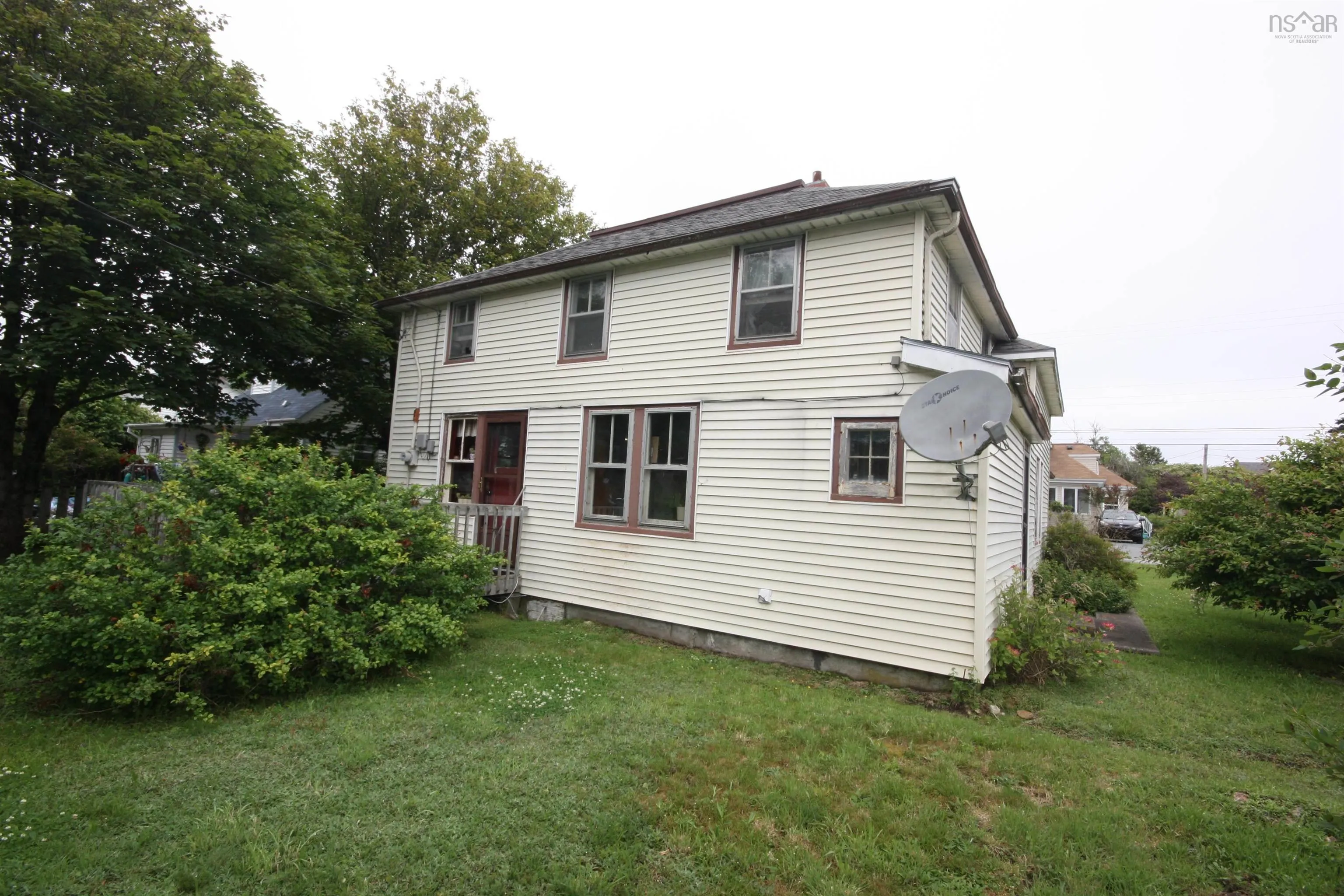 31 Hall Street, Lockeport, NS B0T 1L0, 4 Bedrooms Bedrooms, ,1 BathroomBathrooms,Residential,For Sale,Hall,202517471