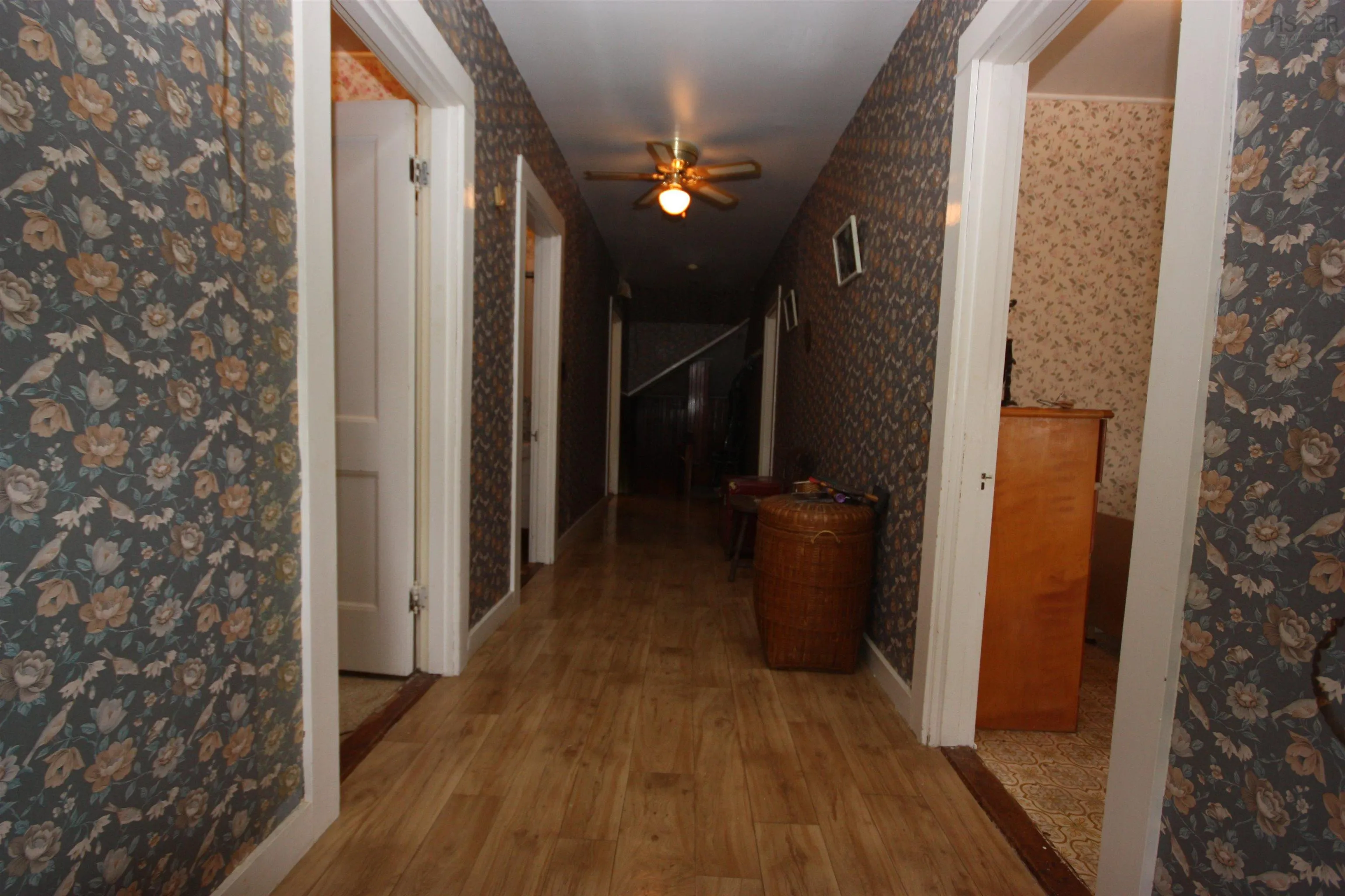 31 Hall Street, Lockeport, NS B0T 1L0, 4 Bedrooms Bedrooms, ,1 BathroomBathrooms,Residential,For Sale,Hall,202517471