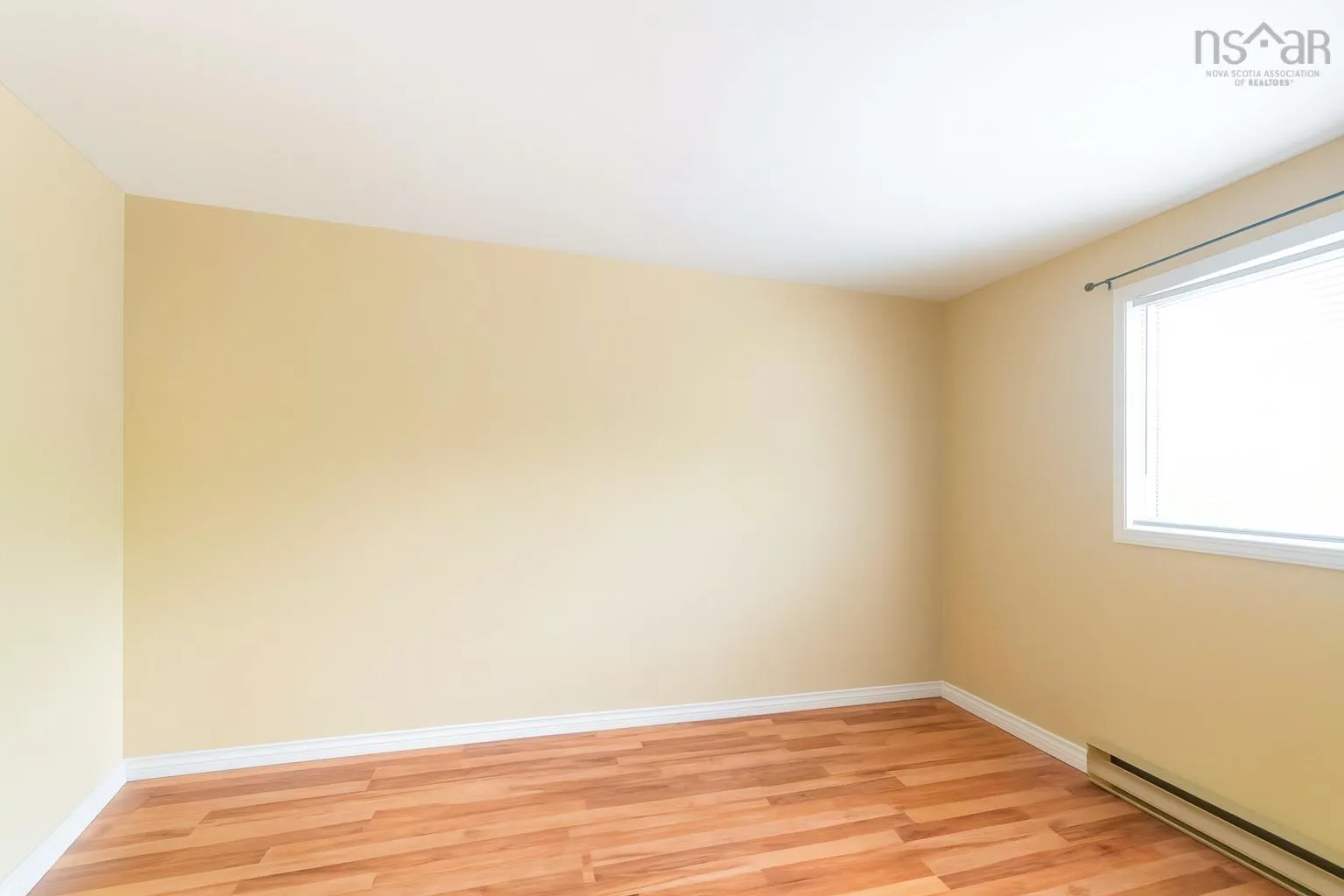 9635/9637 Commercial Street, New Minas, NS B4N 3G6, 4 Bedrooms Bedrooms, ,Residential Income,For Sale,Commercial,202521889