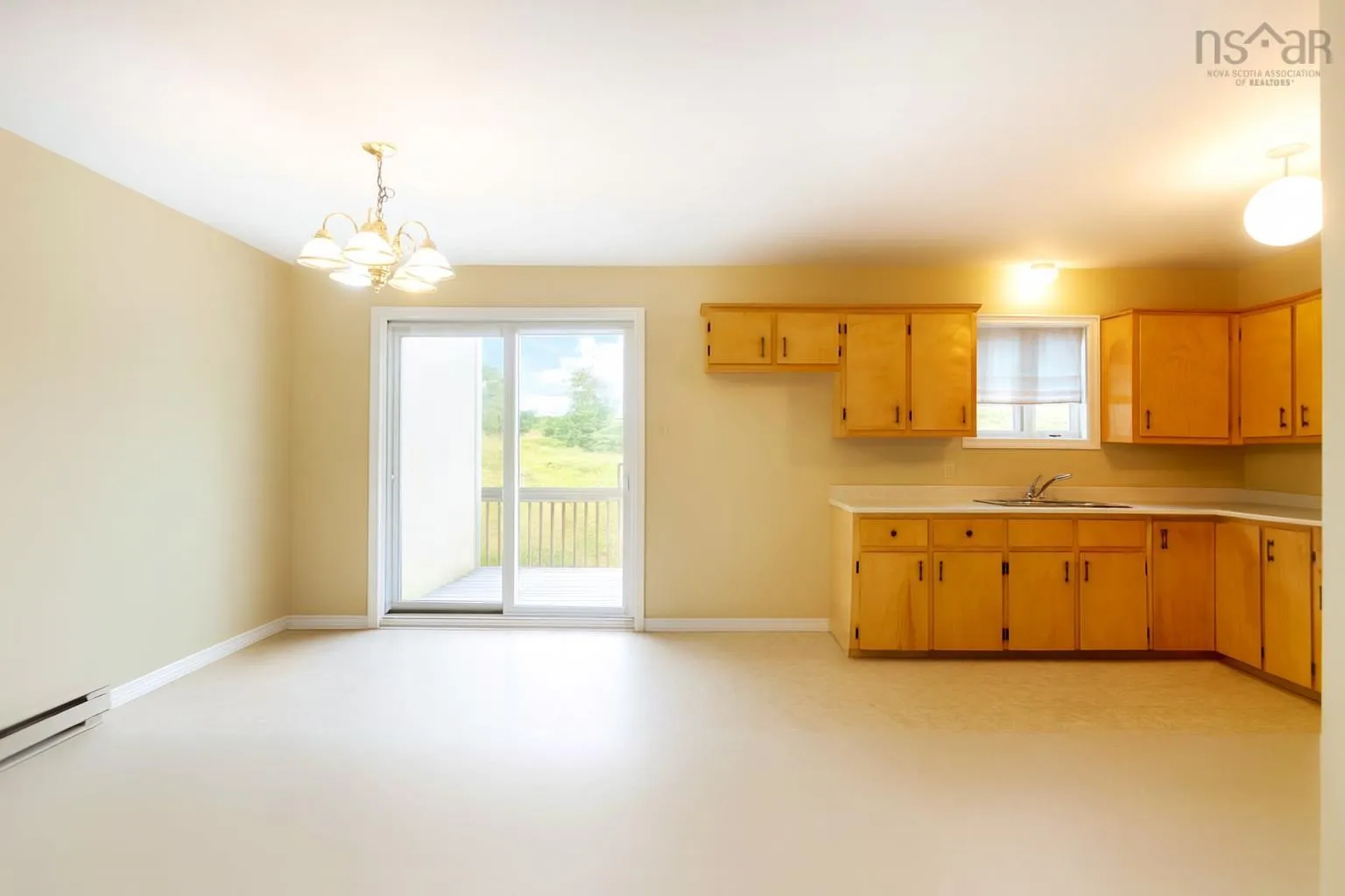9635/9637 Commercial Street, New Minas, NS B4N 3G6, 4 Bedrooms Bedrooms, ,Residential Income,For Sale,Commercial,202521889