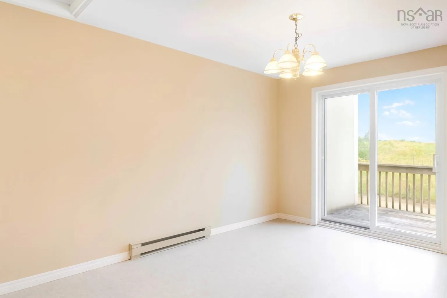9635/9637 Commercial Street, New Minas, NS B4N 3G6, 4 Bedrooms Bedrooms, ,Residential Income,For Sale,Commercial,202521889