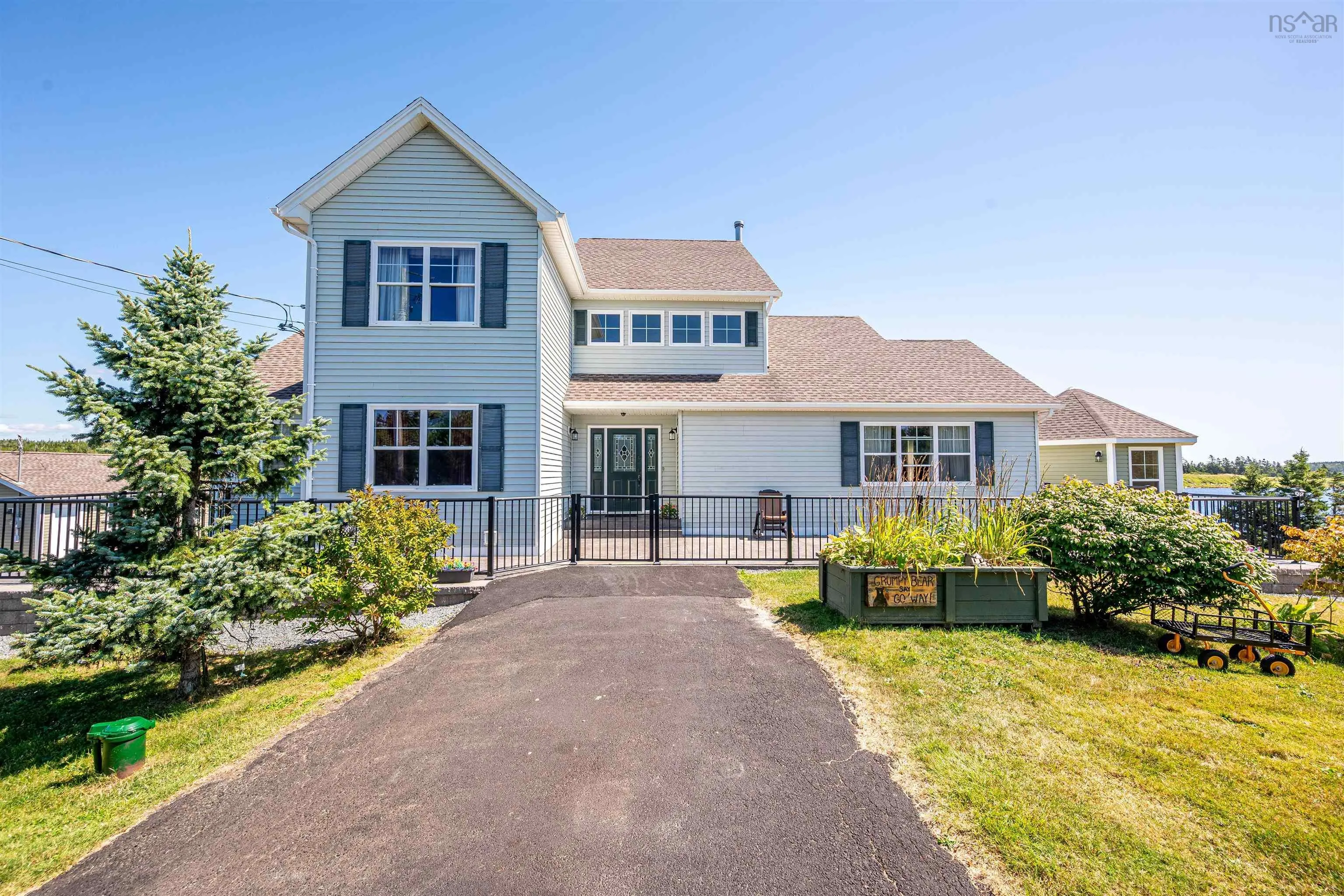 118 Spruce Court, Three Fathom Harbour, NS B0J 2L0, 6 Bedrooms Bedrooms, ,5 BathroomsBathrooms,Residential,For Sale,Spruce,202522150