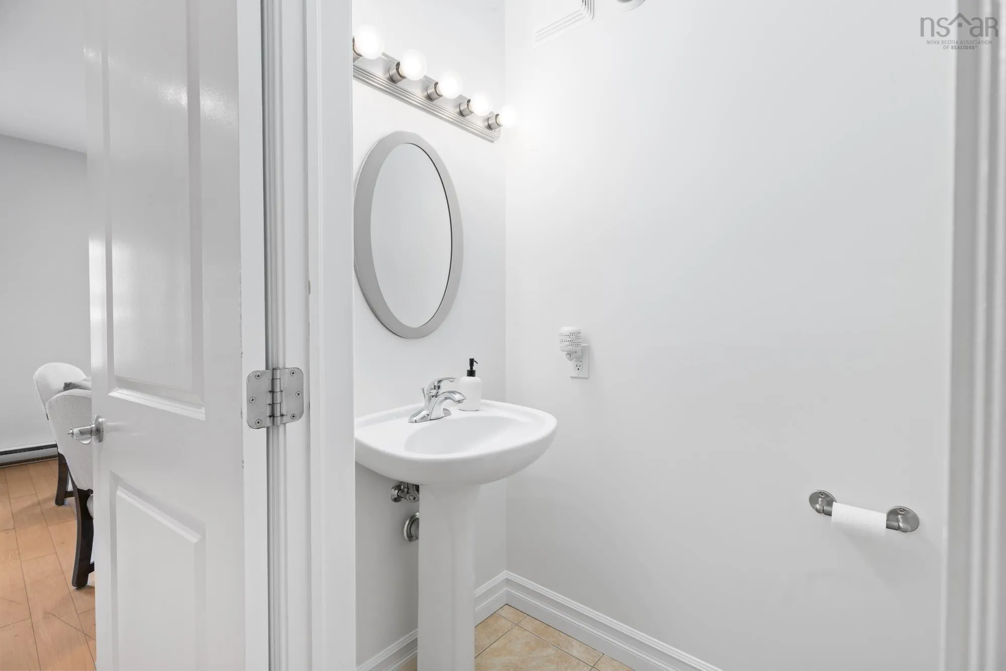 2080 Brunswick Street, Halifax, NS B3K 2Y8, 1 Bedroom Bedrooms, ,2 BathroomsBathrooms,Residential,For Sale,Brunswick,202519770