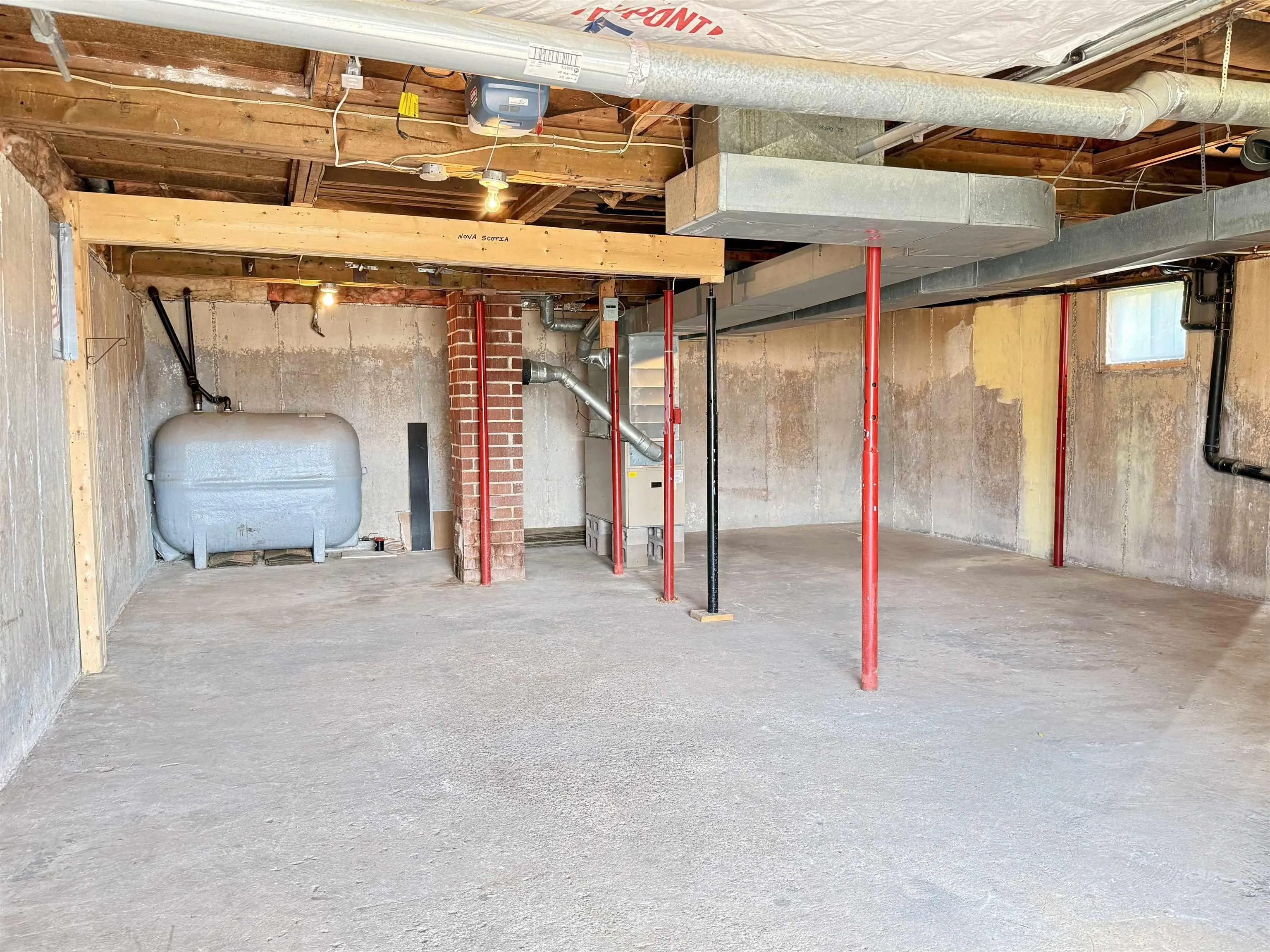 92 Chestnut Street, Pictou, NS B0K 1H0, 2 Bedrooms Bedrooms, ,1 BathroomBathrooms,Residential,For Sale,Chestnut Street,202521989