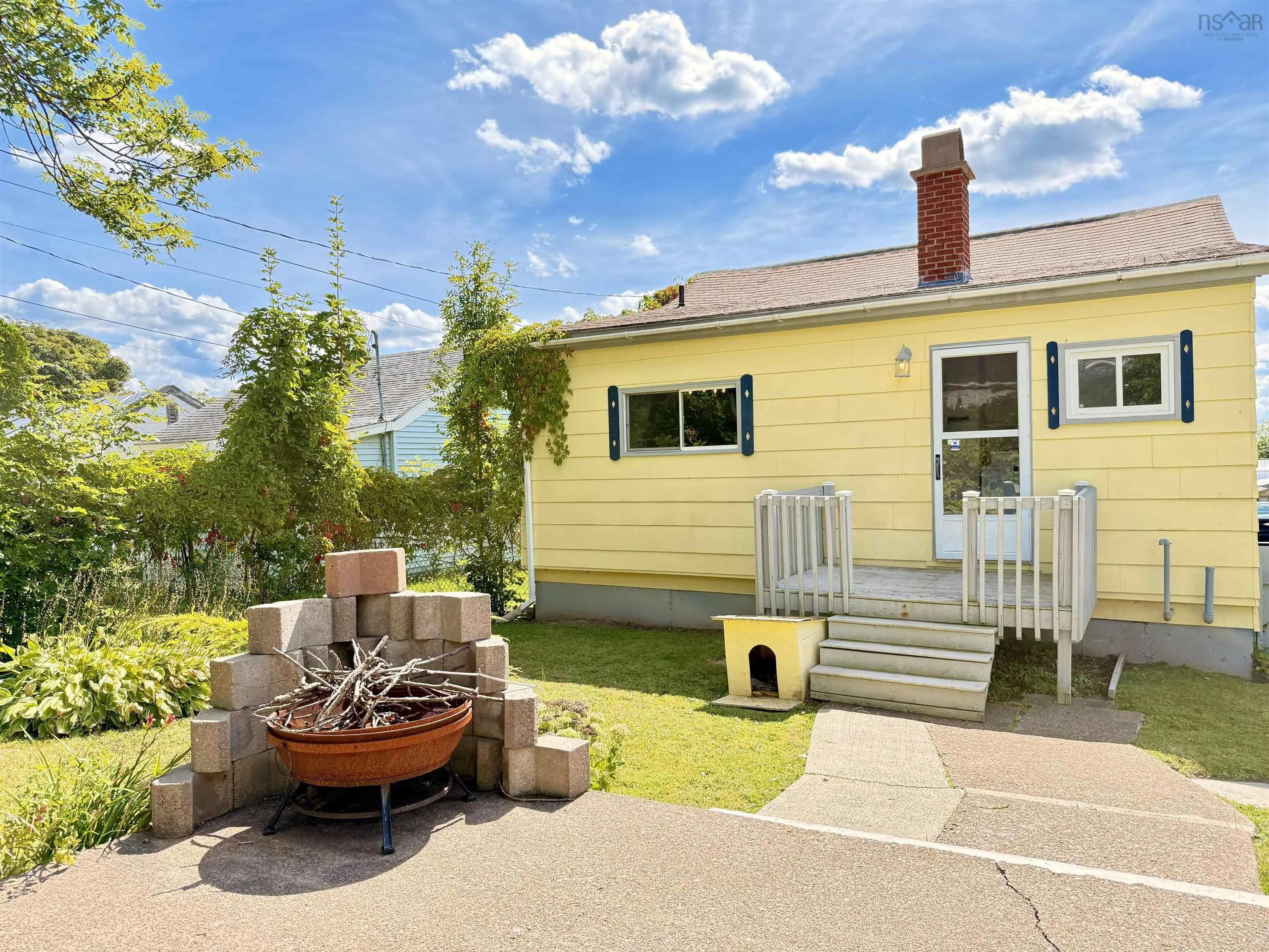 92 Chestnut Street, Pictou, NS B0K 1H0, 2 Bedrooms Bedrooms, ,1 BathroomBathrooms,Residential,For Sale,Chestnut Street,202521989