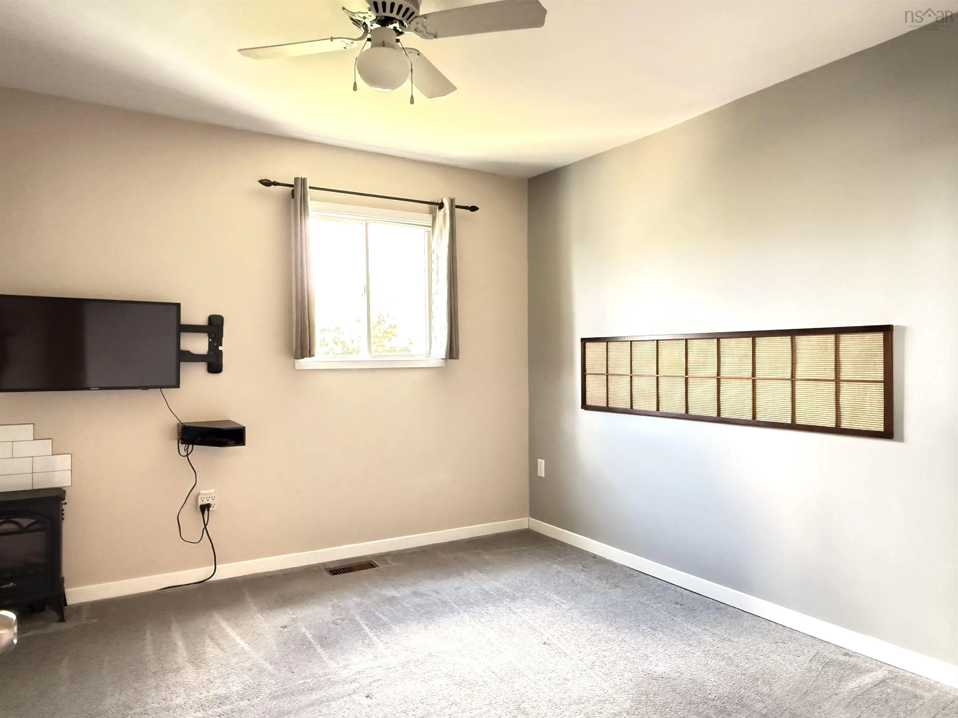 92 Chestnut Street, Pictou, NS B0K 1H0, 2 Bedrooms Bedrooms, ,1 BathroomBathrooms,Residential,For Sale,Chestnut Street,202521989