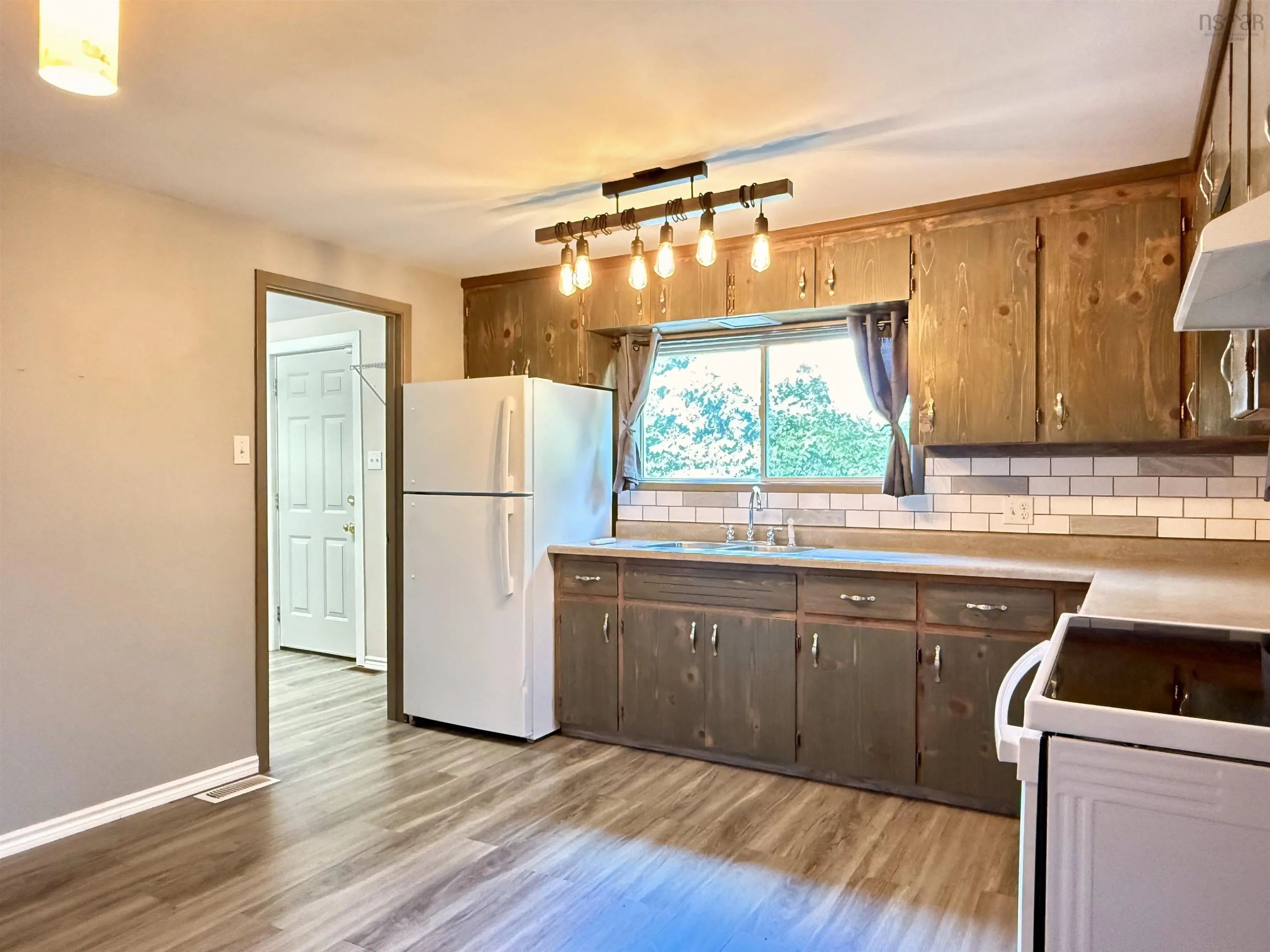 92 Chestnut Street, Pictou, NS B0K 1H0, 2 Bedrooms Bedrooms, ,1 BathroomBathrooms,Residential,For Sale,Chestnut Street,202521989