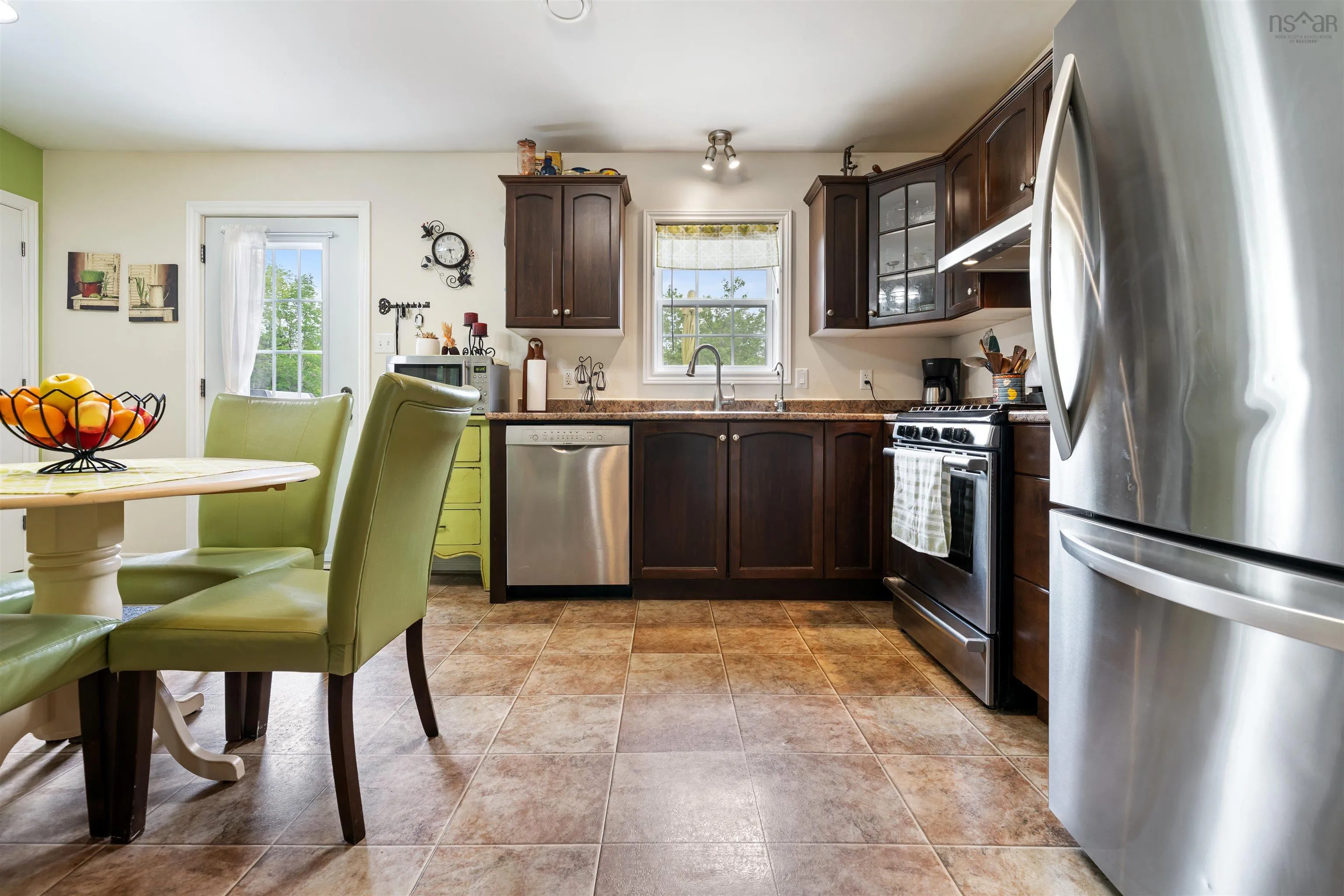 225 Fairway Avenue, Shubenacadie East, NS B0N 2H0, 4 Bedrooms Bedrooms, ,2 BathroomsBathrooms,Residential,For Sale,Fairway,202516409