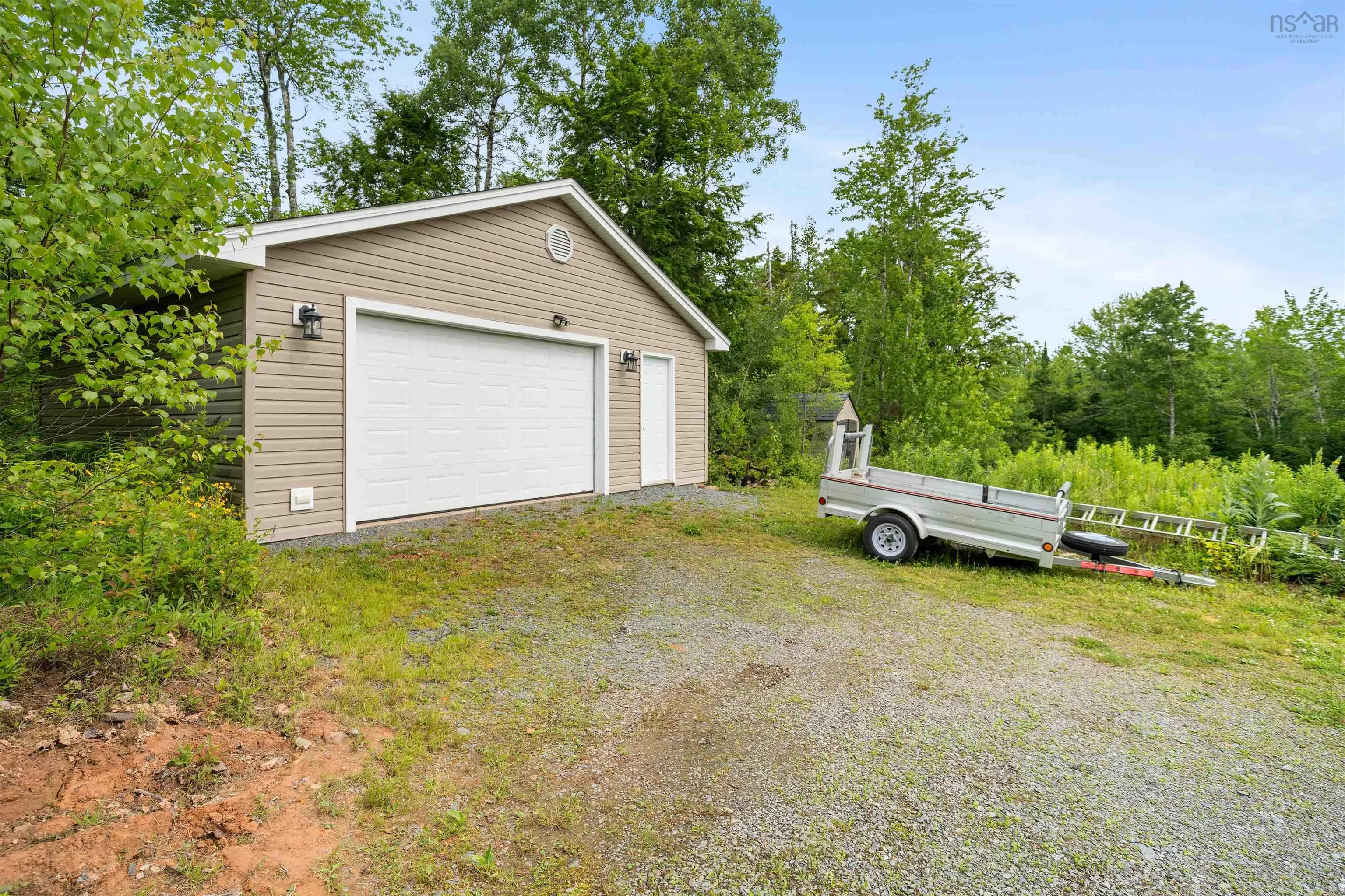 225 Fairway Avenue, Shubenacadie East, NS B0N 2H0, 4 Bedrooms Bedrooms, ,2 BathroomsBathrooms,Residential,For Sale,Fairway,202516409