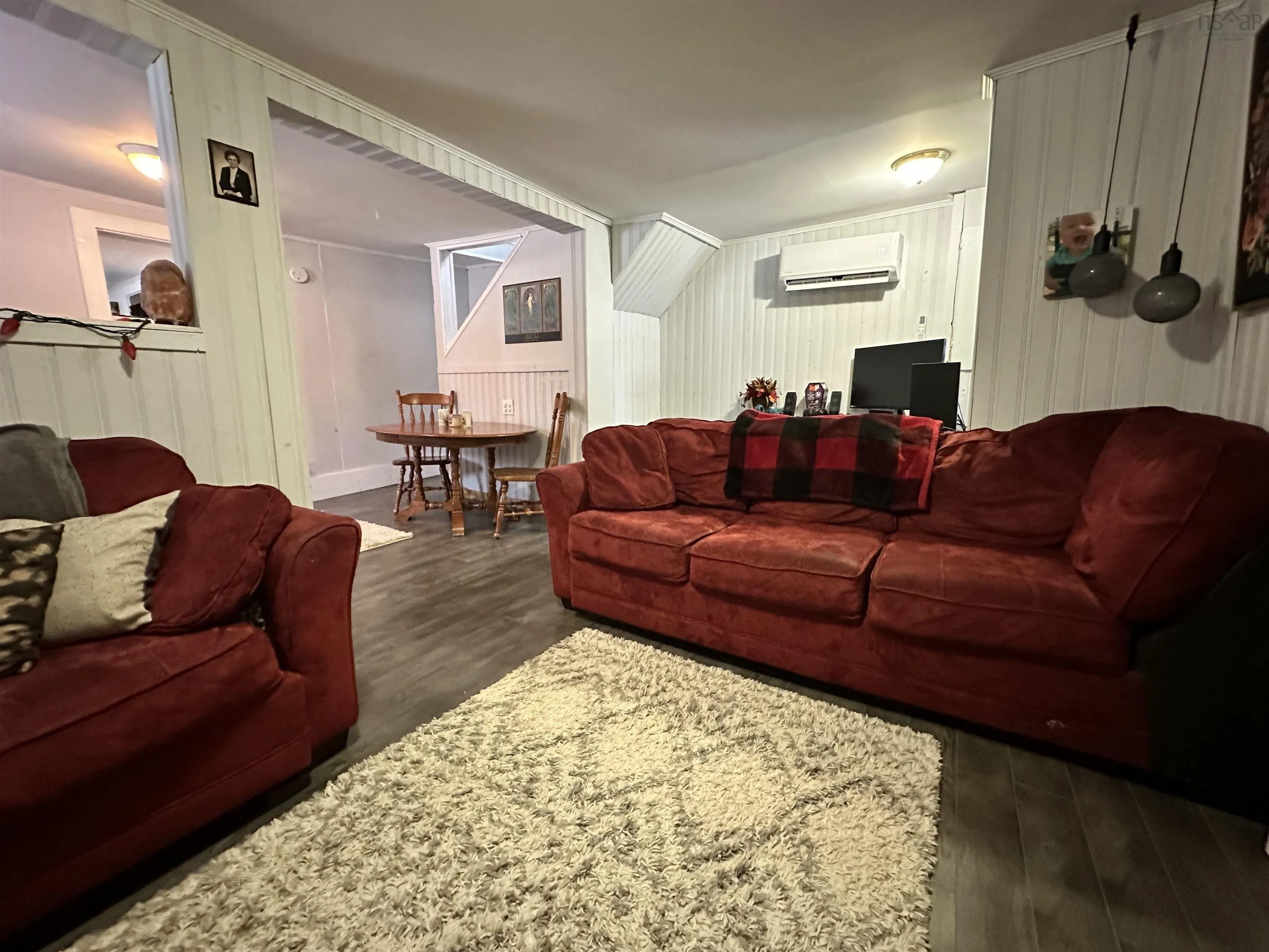 12 Church Street, Yarmouth, NS B5A 3Z1, 4 Bedrooms Bedrooms, ,2 BathroomsBathrooms,Residential,For Sale,Church,202523017