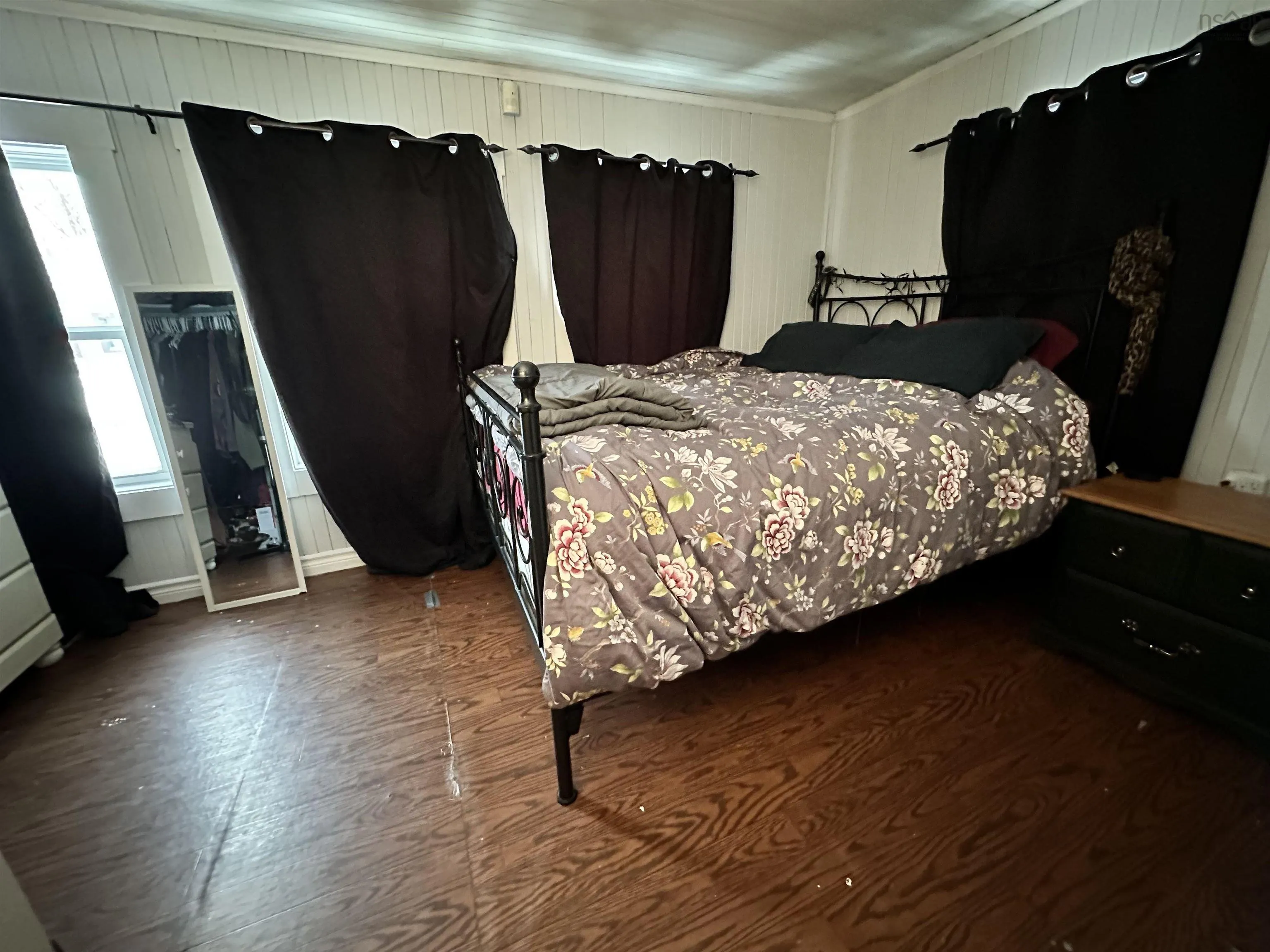 12 Church Street, Yarmouth, NS B5A 3Z1, 4 Bedrooms Bedrooms, ,2 BathroomsBathrooms,Residential,For Sale,Church,202523017