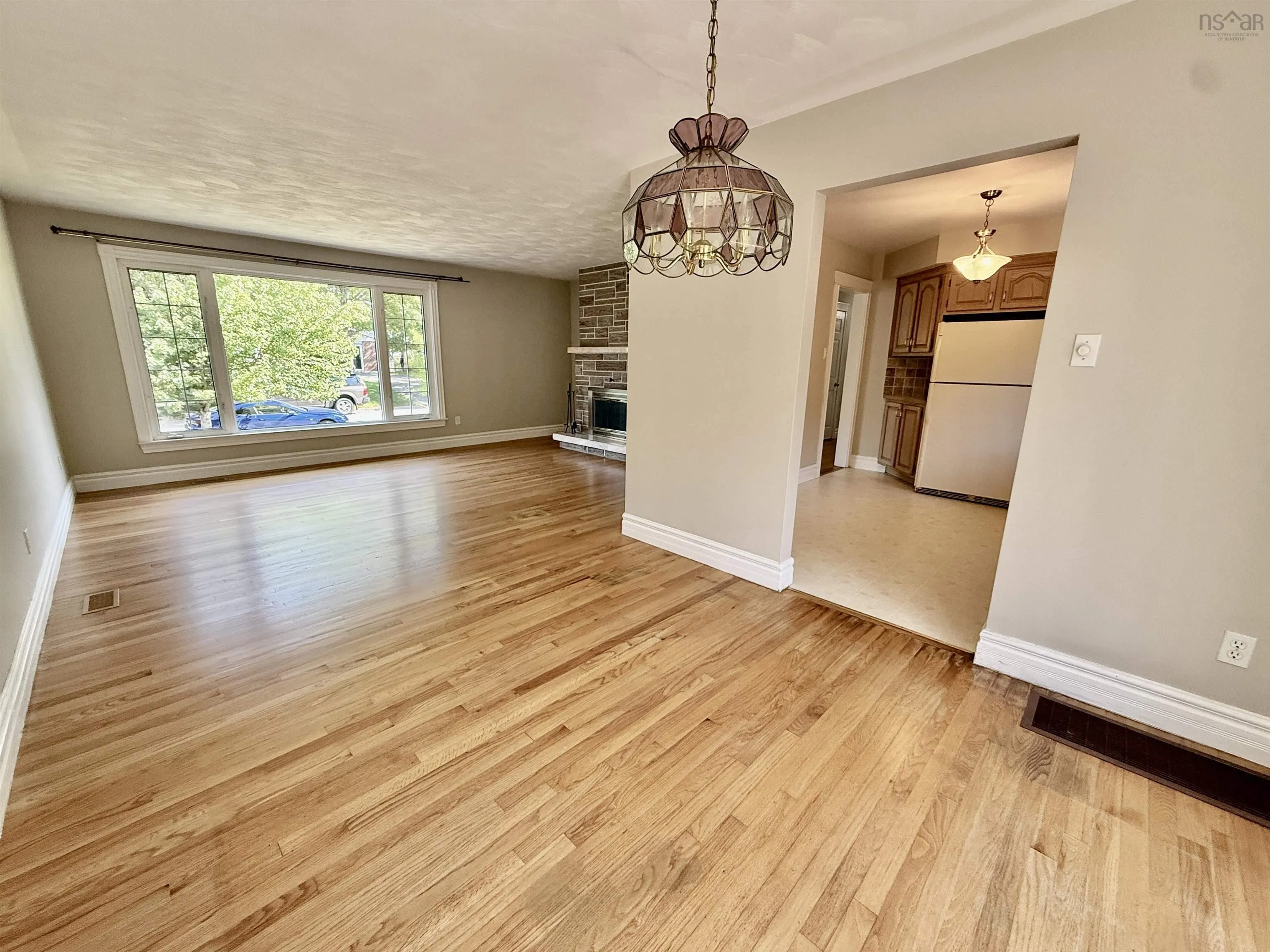 2 Laurentian Drive, Halifax, NS B3M 3G3, 4 Bedrooms Bedrooms, ,2 BathroomsBathrooms,Residential,For Sale,Laurentian,202523499