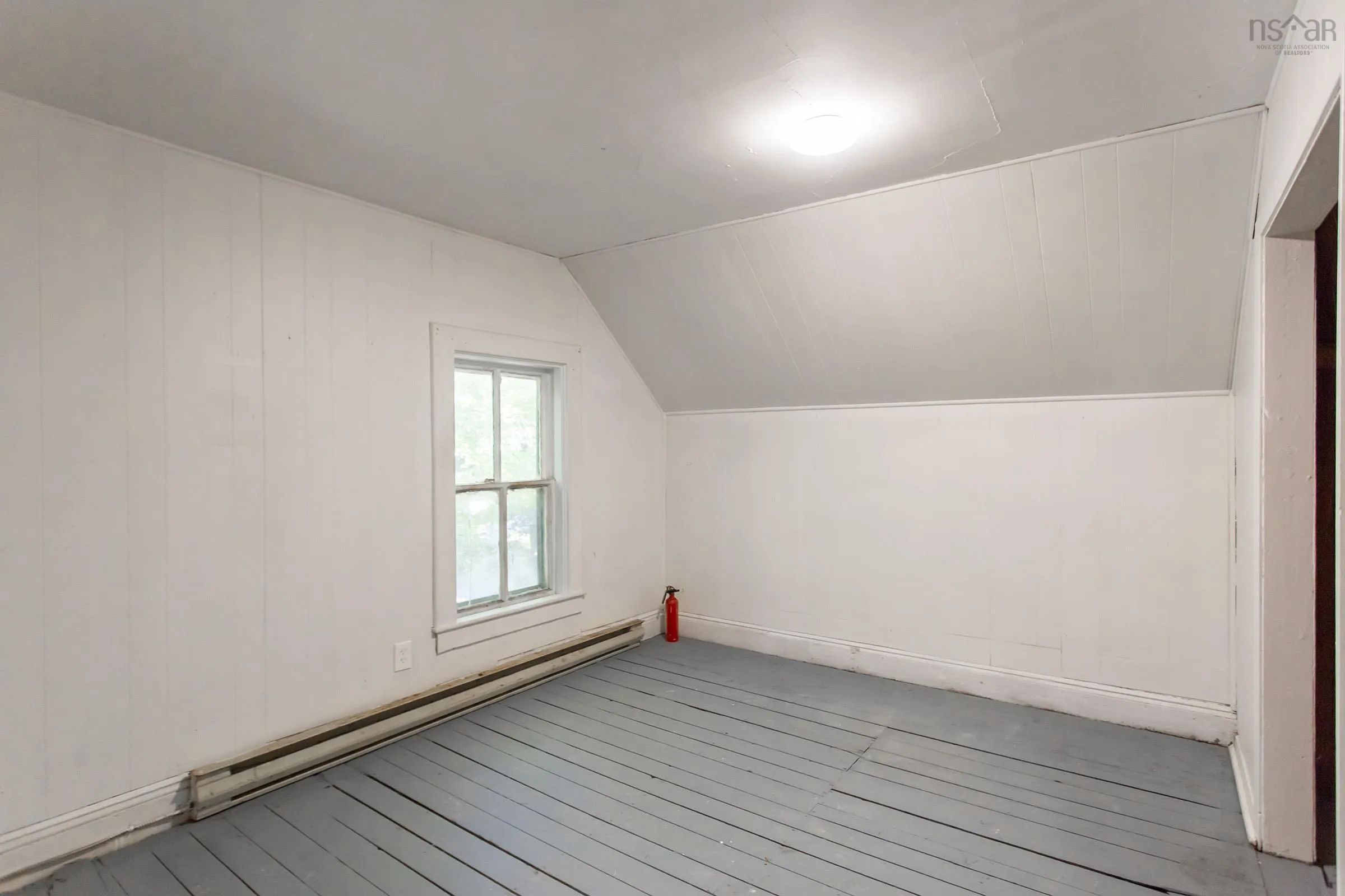 27 Canaan Avenue, Kentville, NS B4N 1B8, 4 Bedrooms Bedrooms, ,Residential Income,For Sale,Canaan,202519900