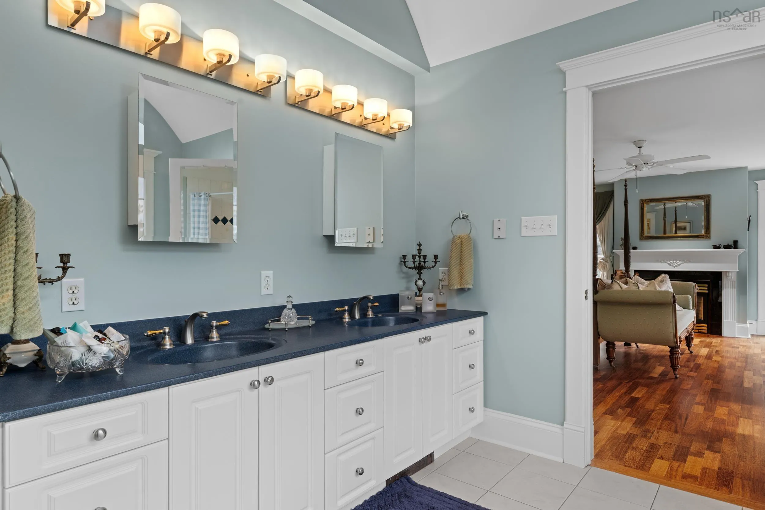 217 Borgalds Drive, Chester Basin, NS B0J 1K0, 4 Bedrooms Bedrooms, ,3 BathroomsBathrooms,Residential,For Sale,Borgalds,202521659