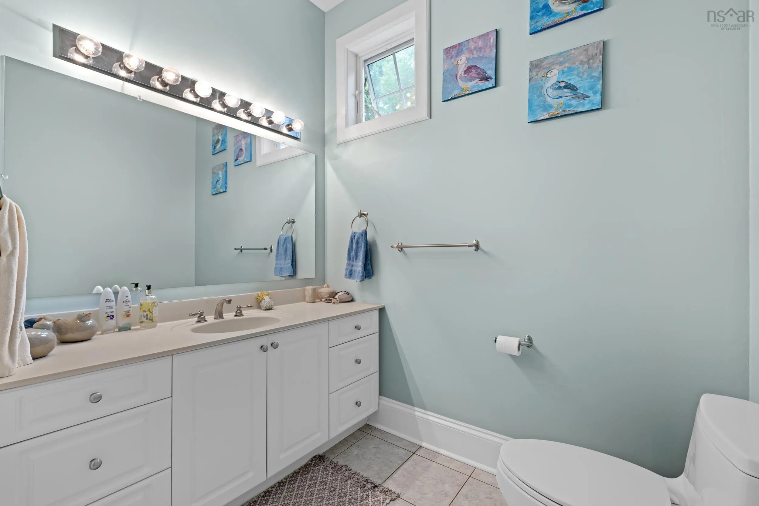 217 Borgalds Drive, Chester Basin, NS B0J 1K0, 4 Bedrooms Bedrooms, ,3 BathroomsBathrooms,Residential,For Sale,Borgalds,202521659