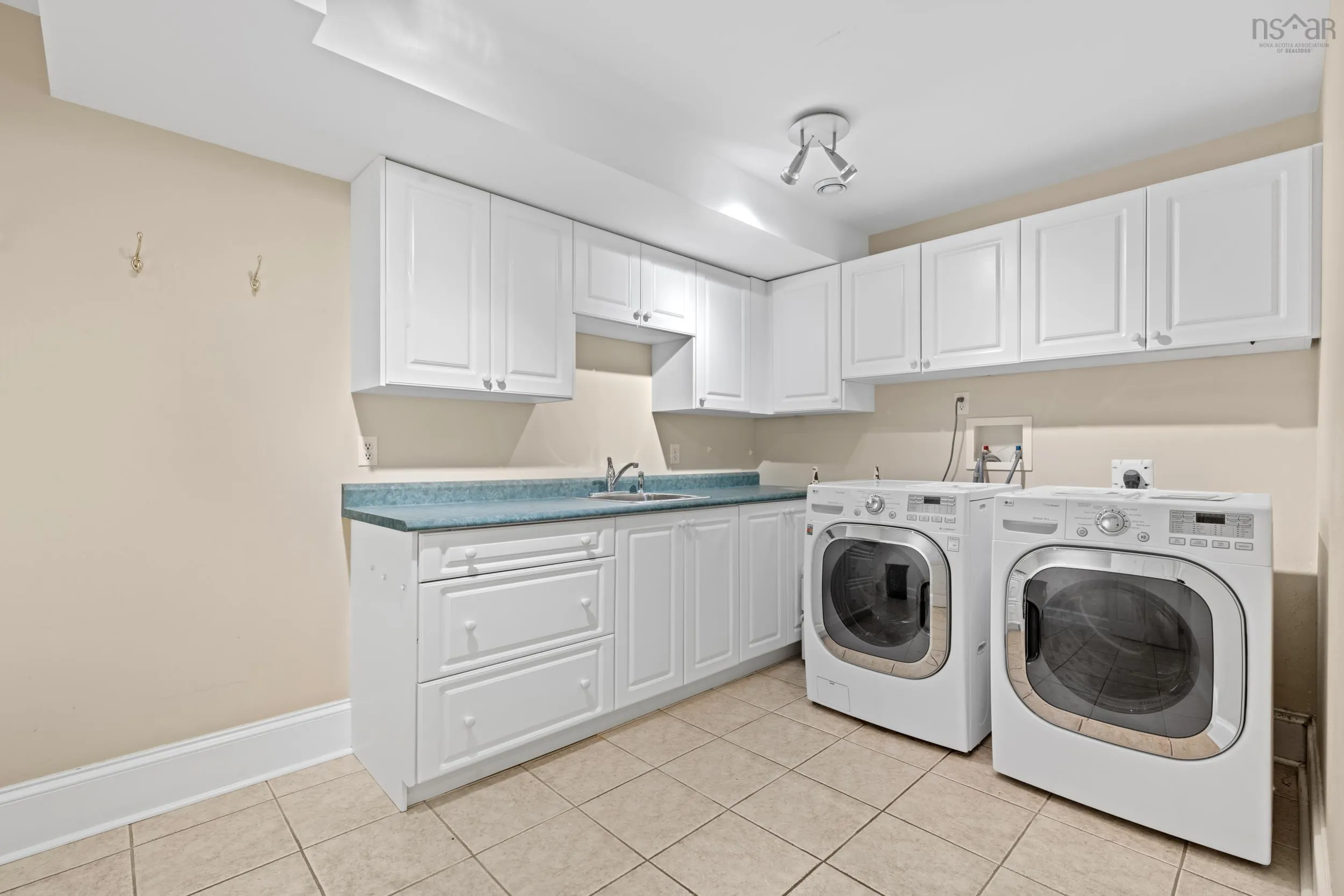 217 Borgalds Drive, Chester Basin, NS B0J 1K0, 4 Bedrooms Bedrooms, ,3 BathroomsBathrooms,Residential,For Sale,Borgalds,202521659