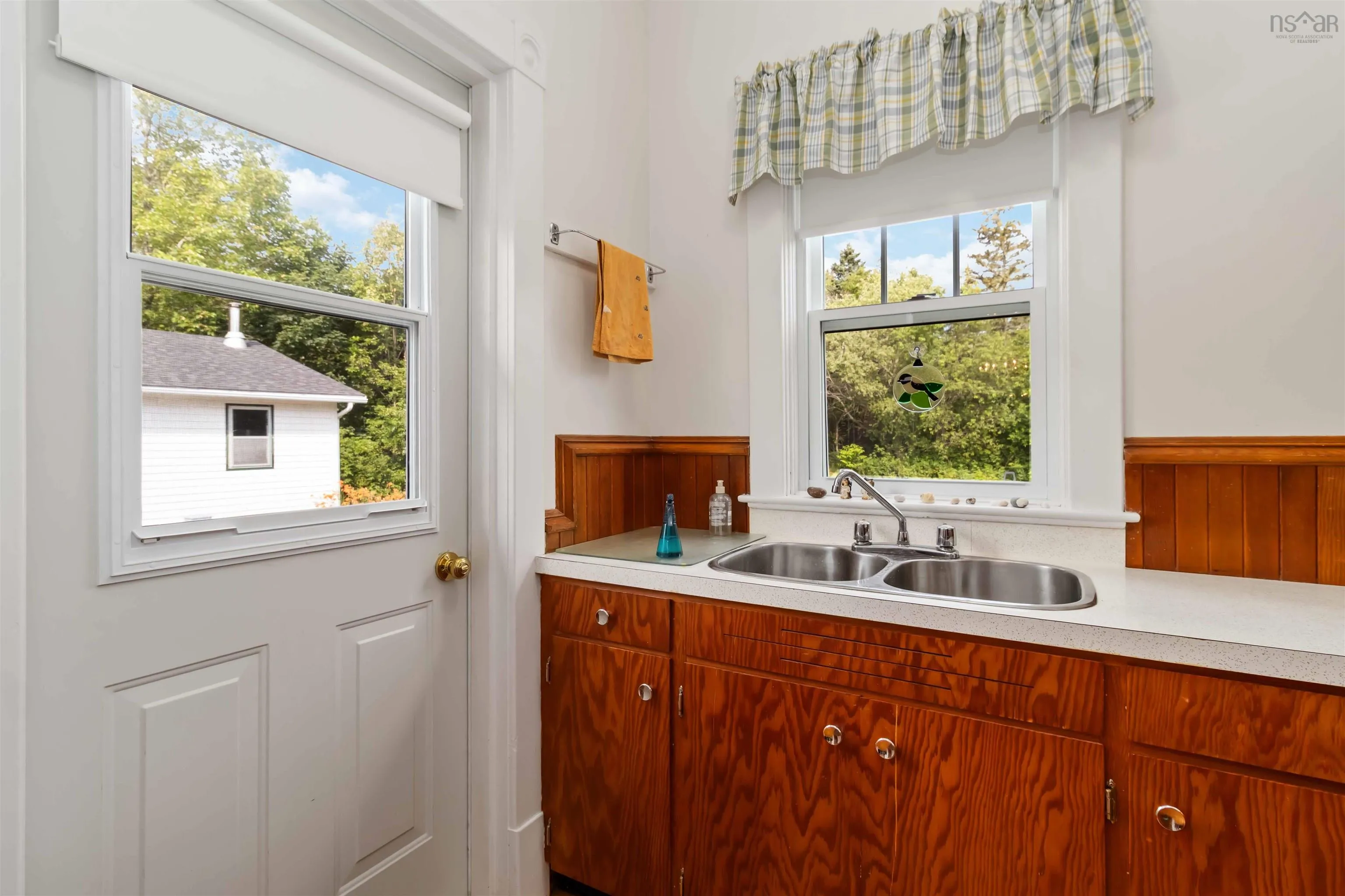 42 Back Road, Broad Cove, NS B0J 2H0, 3 Bedrooms Bedrooms, ,1 BathroomBathrooms,Residential,For Sale,Back,202519132