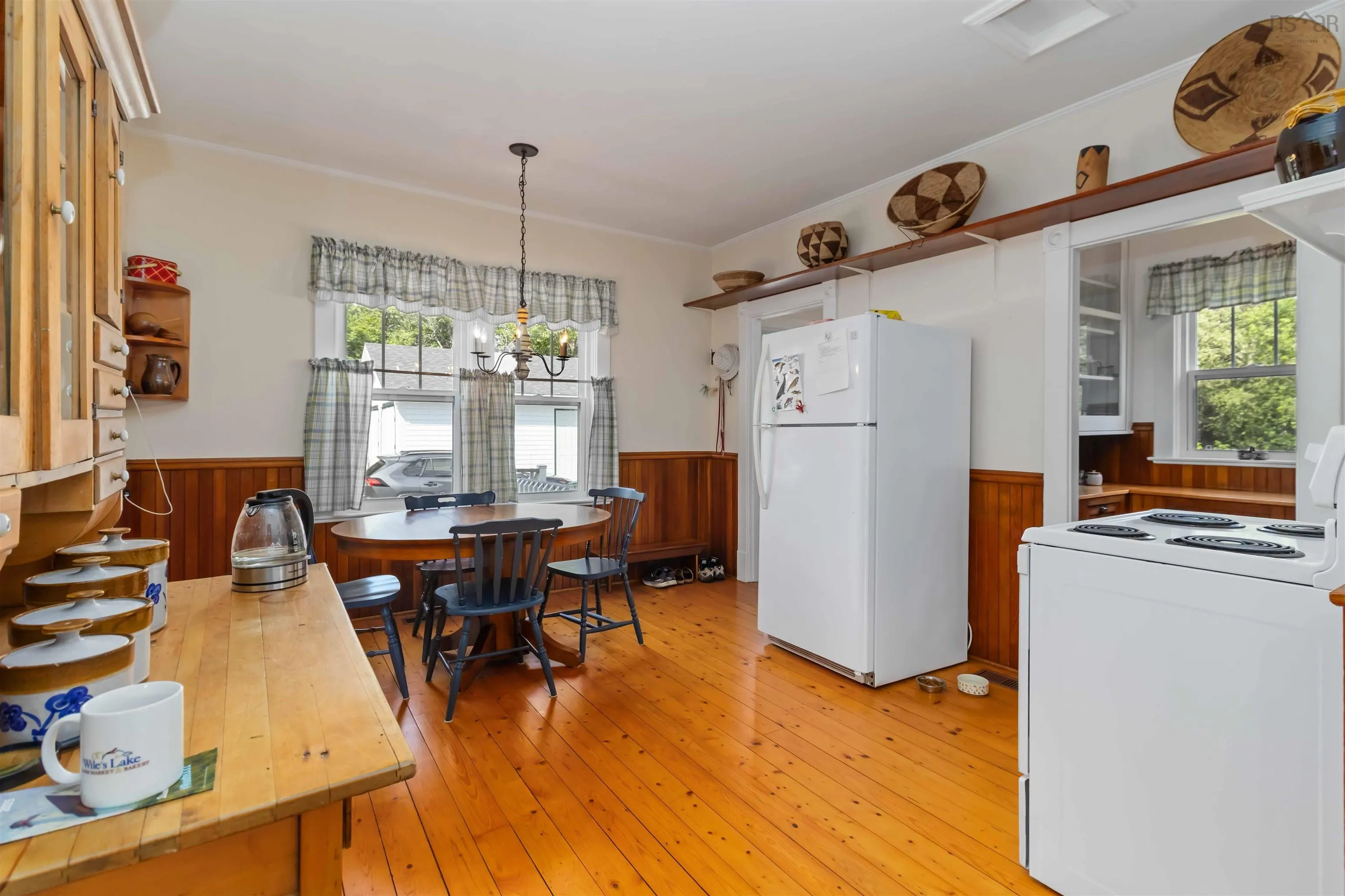 42 Back Road, Broad Cove, NS B0J 2H0, 3 Bedrooms Bedrooms, ,1 BathroomBathrooms,Residential,For Sale,Back,202519132