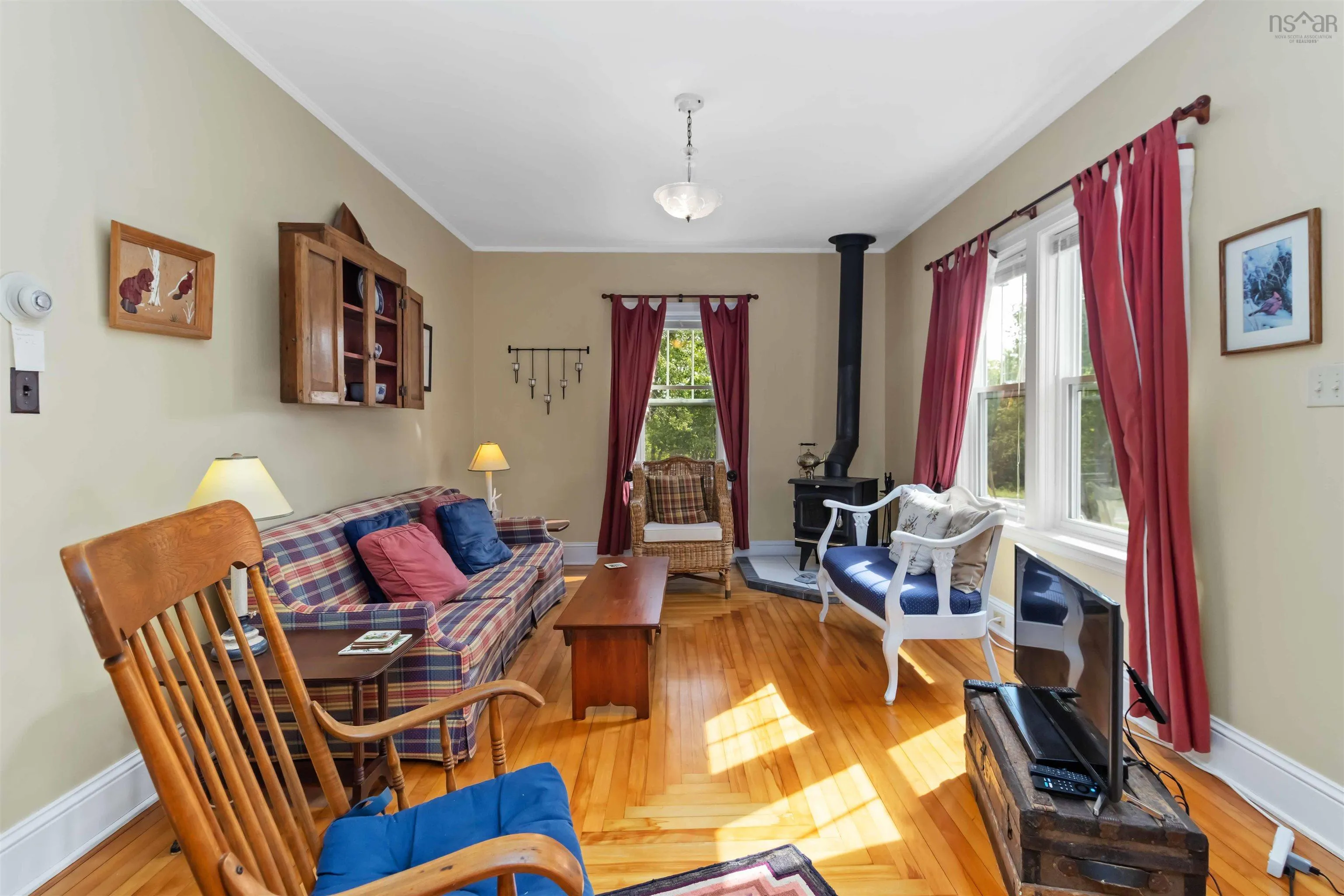 42 Back Road, Broad Cove, NS B0J 2H0, 3 Bedrooms Bedrooms, ,1 BathroomBathrooms,Residential,For Sale,Back,202519132