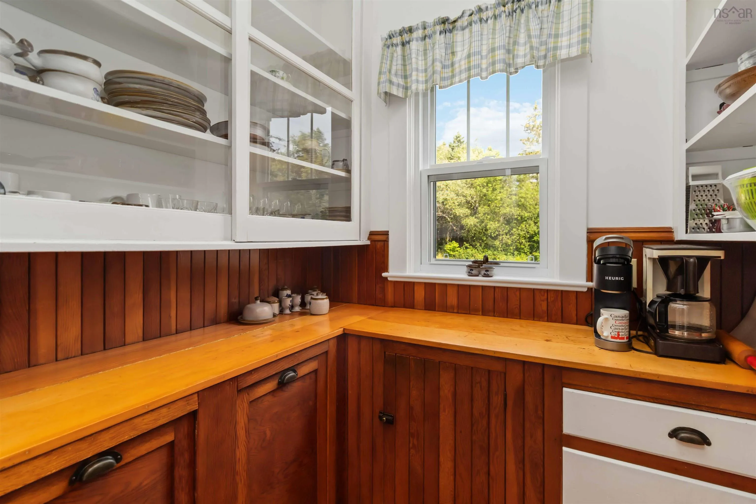 42 Back Road, Broad Cove, NS B0J 2H0, 3 Bedrooms Bedrooms, ,1 BathroomBathrooms,Residential,For Sale,Back,202519132