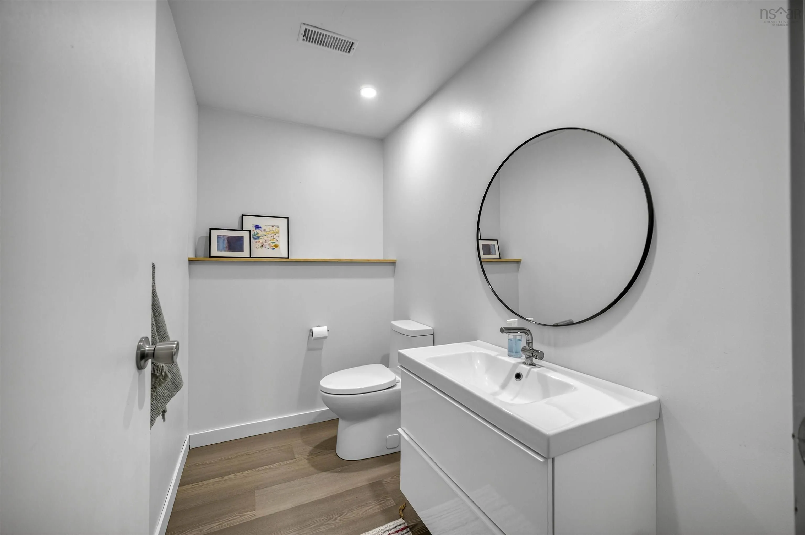 24 Colby Drive, Colby Village, NS B2V 1X6, 4 Bedrooms Bedrooms, ,2 BathroomsBathrooms,Residential,For Sale,Colby,202520538