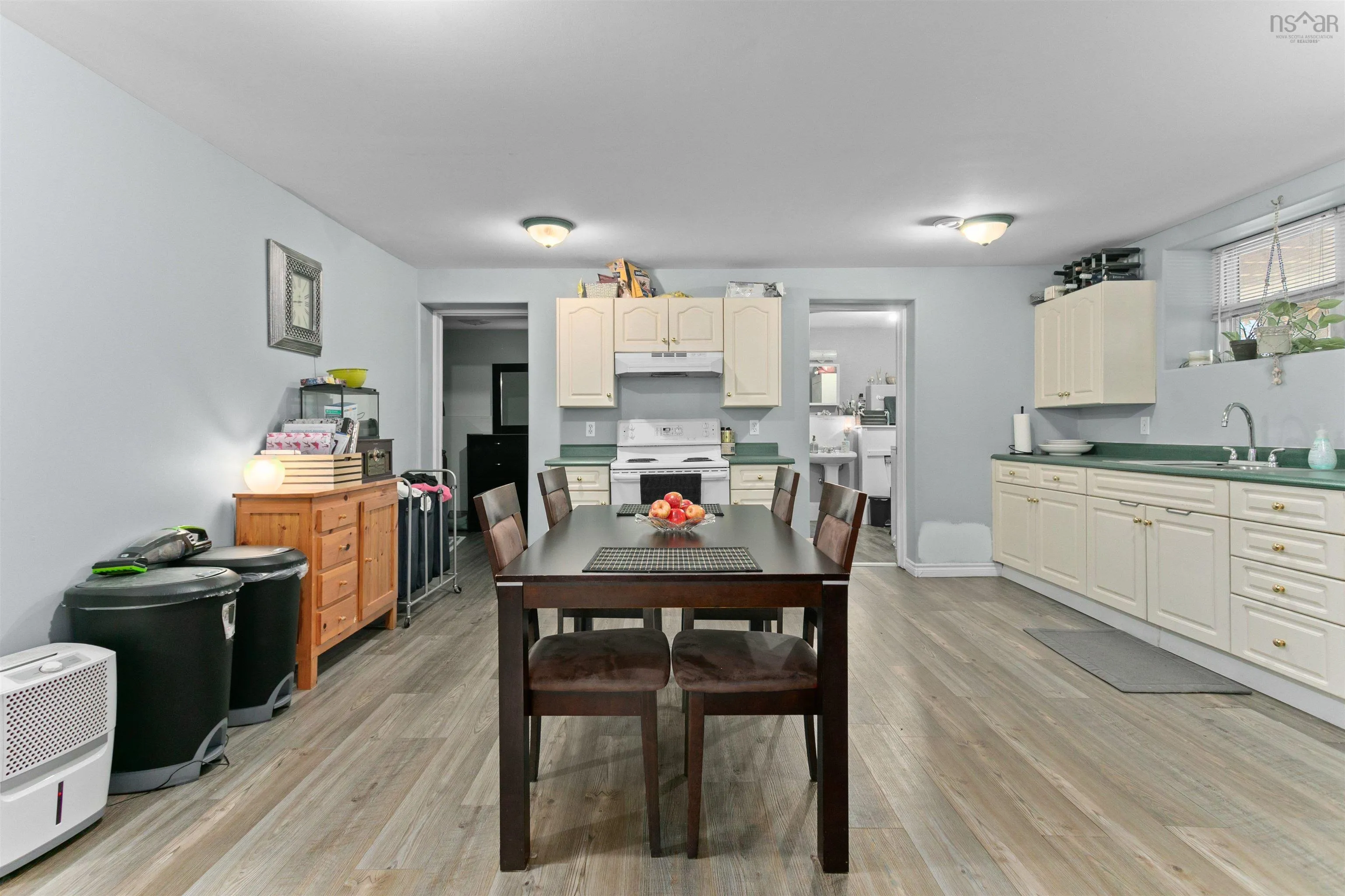 84/86 Woodbury Drive, Halifax, NS B3M 1Z5, ,Residential Income,For Sale,Woodbury,202511048