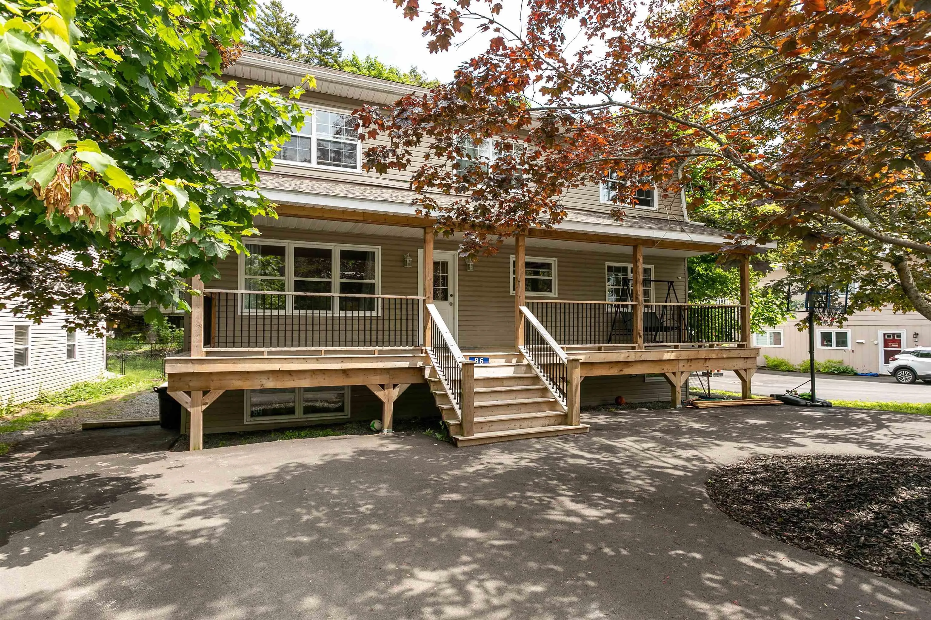 84/86 Woodbury Drive, Halifax, NS B3M 1Z5, ,Residential Income,For Sale,Woodbury,202511048