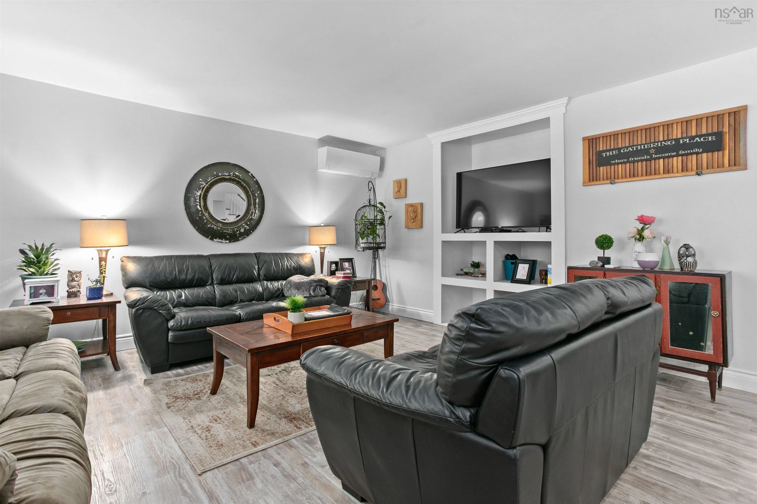 84/86 Woodbury Drive, Halifax, NS B3M 1Z5, ,Residential Income,For Sale,Woodbury,202511048