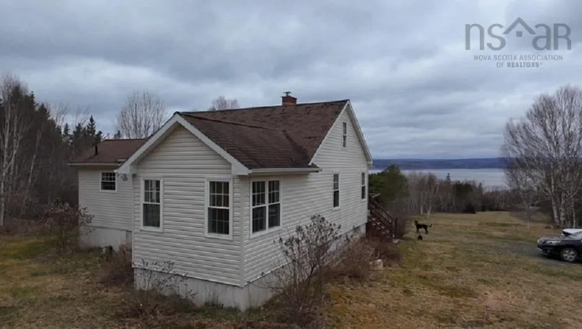 4609 Grand Narrows Highway, Beaver Cove, NS B1T 1P4, 2 Bedrooms Bedrooms, ,1 BathroomBathrooms,Residential,For Sale,Grand Narrows,202511089