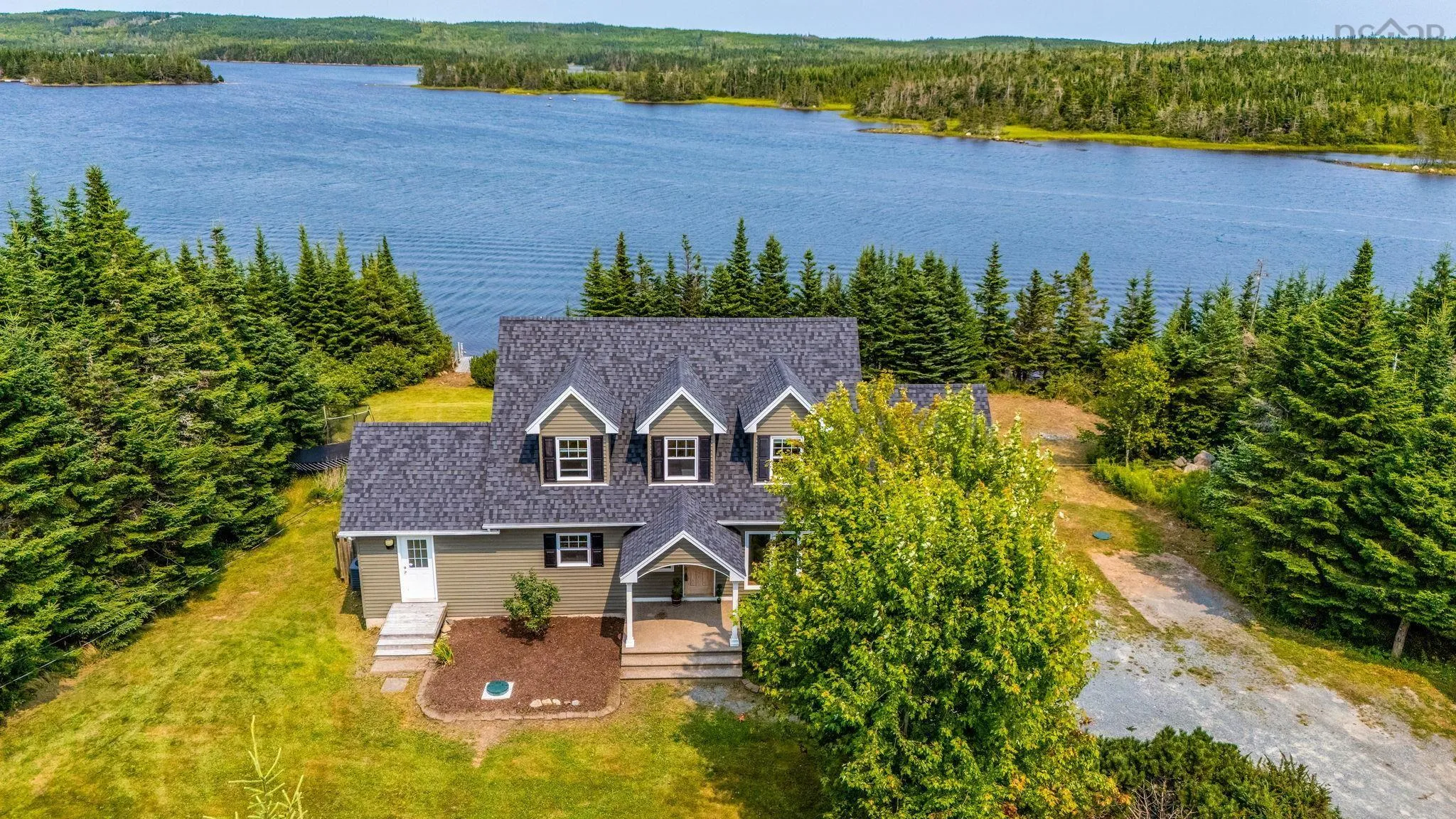 88 Inverary Point Lane, West Porters Lake, NS B3E 1N4, 4 Bedrooms Bedrooms, ,3 BathroomsBathrooms,Residential,For Sale,Inverary Point,202520054
