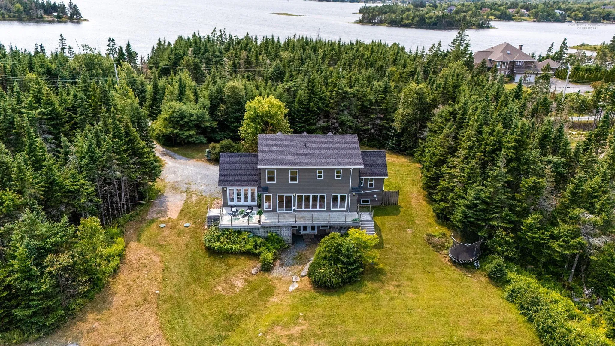 88 Inverary Point Lane, West Porters Lake, NS B3E 1N4, 4 Bedrooms Bedrooms, ,3 BathroomsBathrooms,Residential,For Sale,Inverary Point,202520054