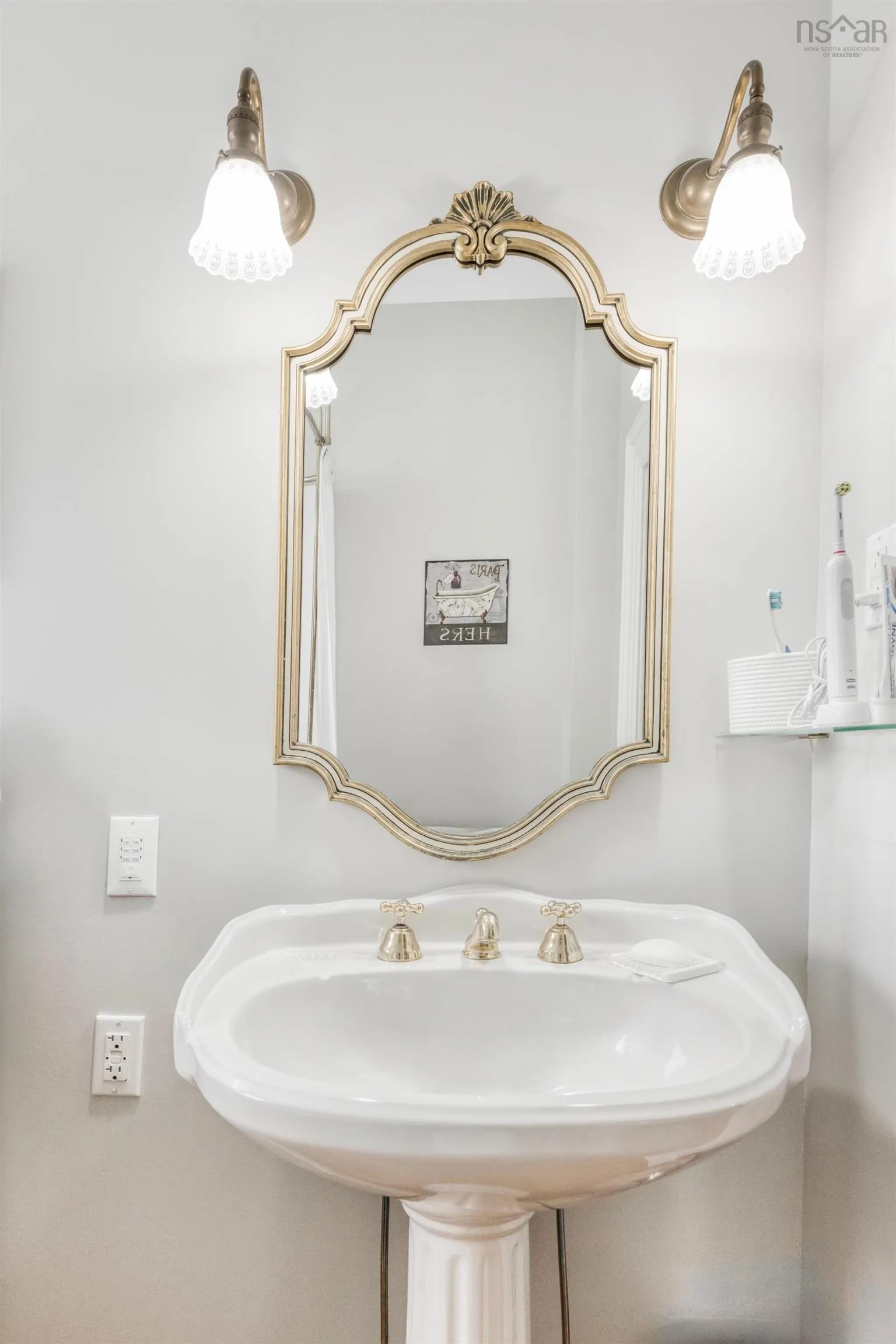 56 Montague Street, Lunenburg, NS B0J 2C0, 4 Bedrooms Bedrooms, ,3 BathroomsBathrooms,Residential,For Sale,Montague,202512107