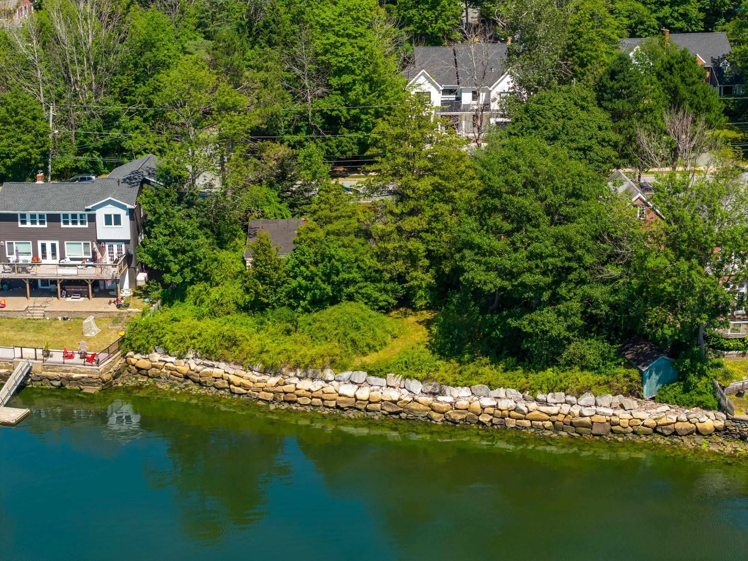 609 Shore Drive, Bedford, NS B4A 2E2, 3 Bedrooms Bedrooms, ,1 BathroomBathrooms,Residential,For Sale,Shore,202520360