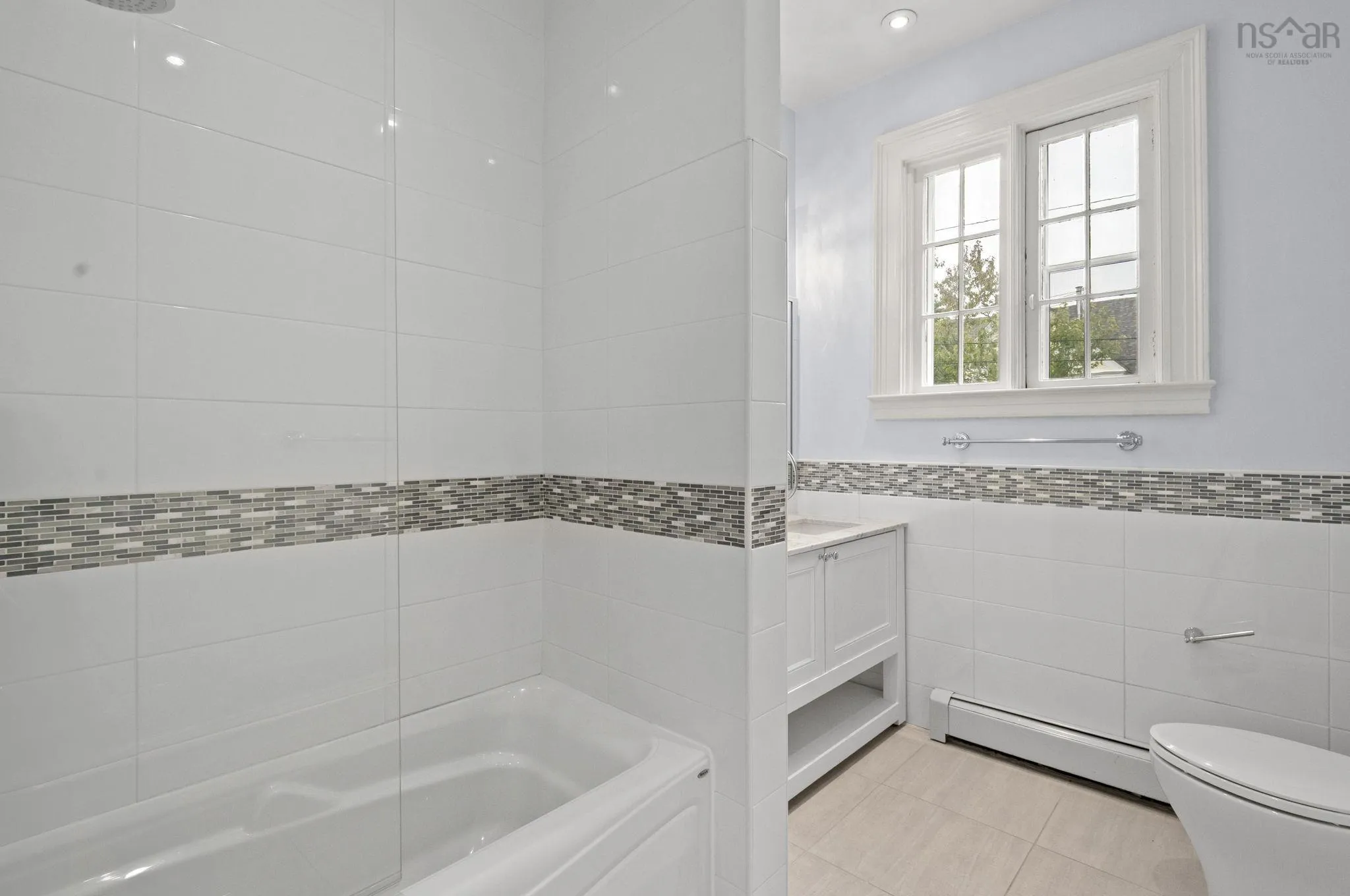 545 Young Avenue, Halifax, NS B3H 2V4, 6 Bedrooms Bedrooms, ,4 BathroomsBathrooms,Residential,For Sale,Young,202523054