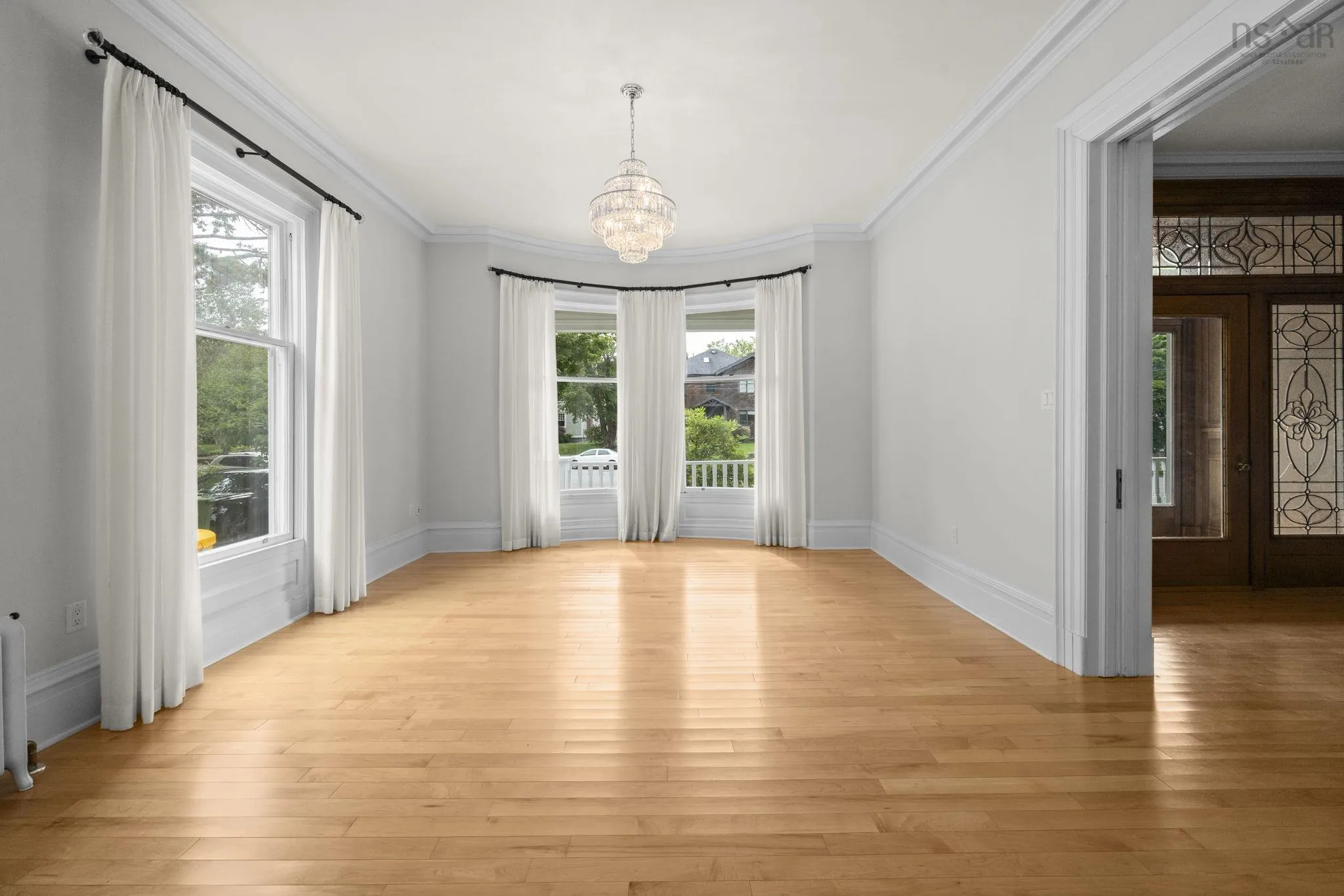 545 Young Avenue, Halifax, NS B3H 2V4, 6 Bedrooms Bedrooms, ,4 BathroomsBathrooms,Residential,For Sale,Young,202523054