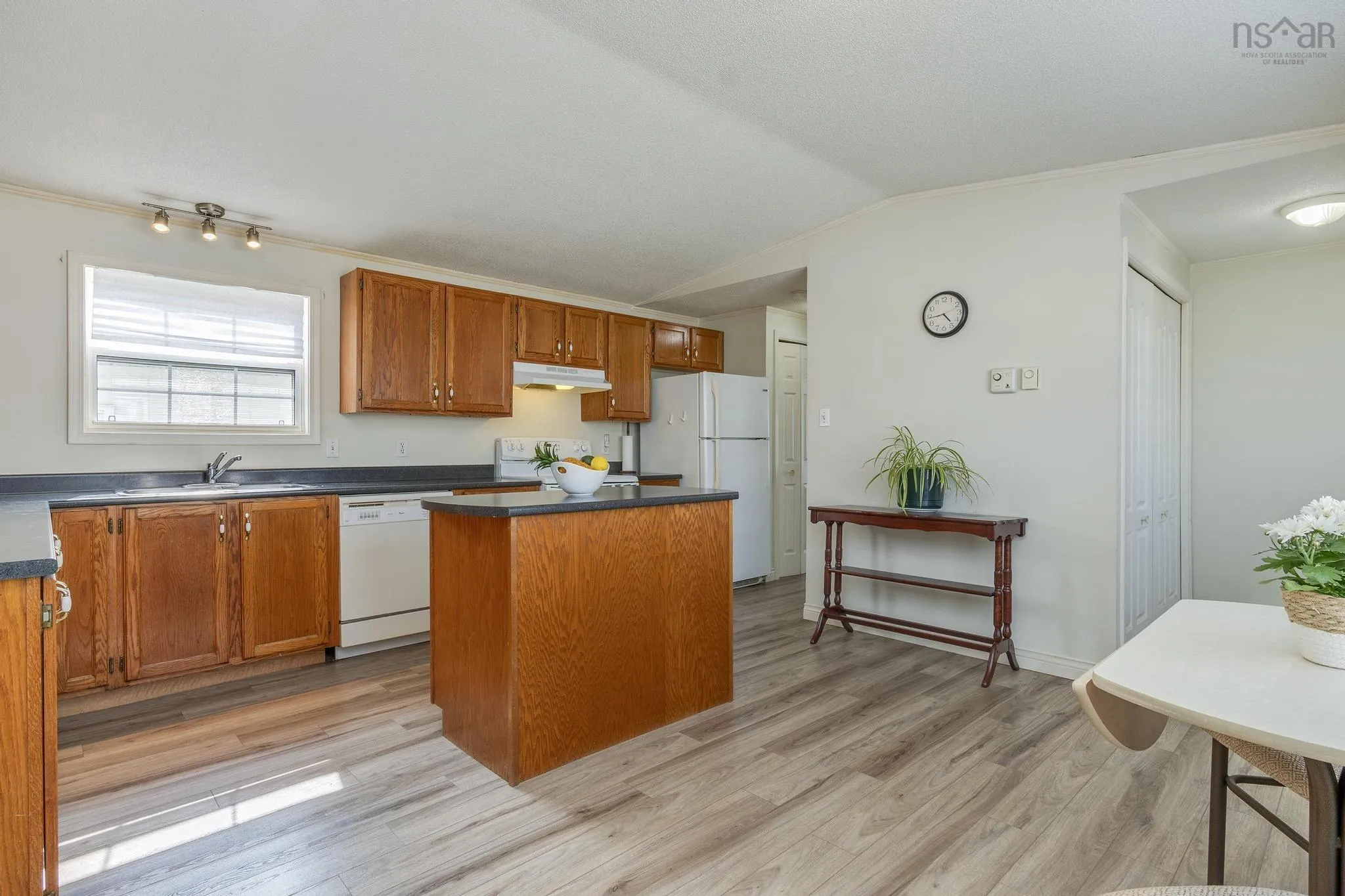 63 That Street, Porters Lake, NS B3E 1H3, 2 Bedrooms Bedrooms, ,2 BathroomsBathrooms,Residential,For Sale,That,202520079