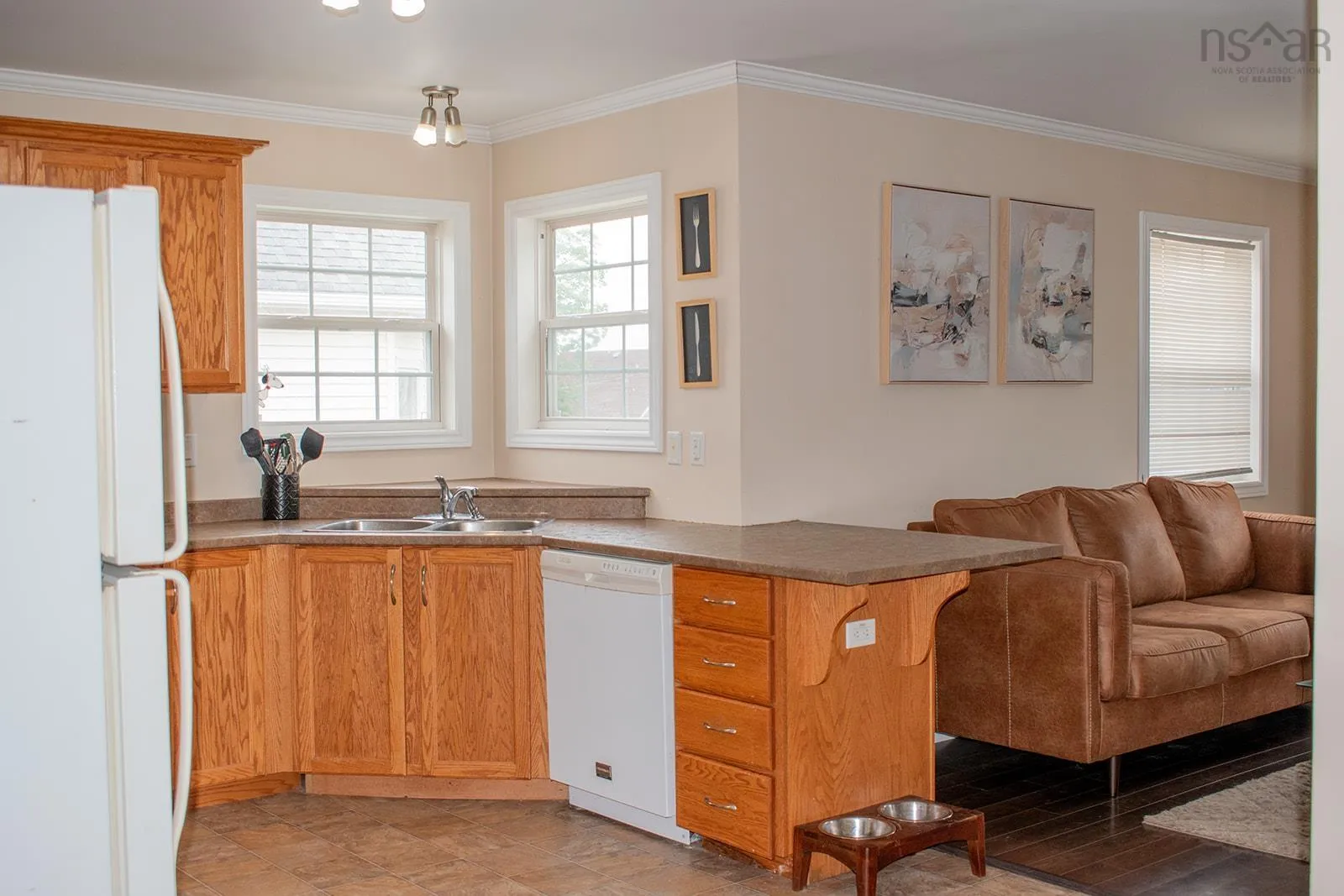 28 Clarence Street, Amherst, NS B4H 3P1, 4 Bedrooms Bedrooms, ,Residential Income,For Sale,Clarence,202517234