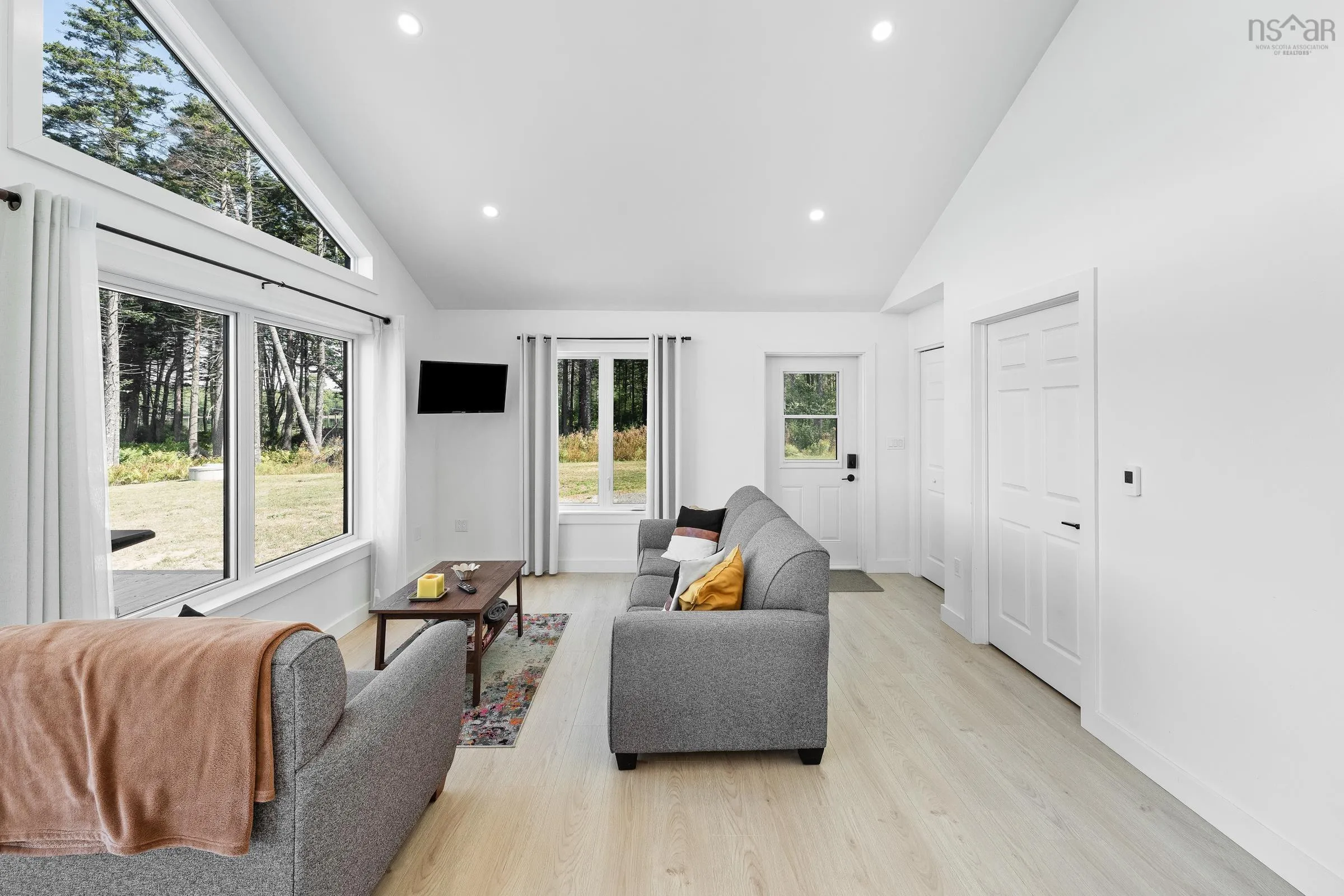 43 Belliveau Lake Estates Road, Belliveaus Cove, NS B0W 1J0, 2 Bedrooms Bedrooms, ,1 BathroomBathrooms,Residential,For Sale,Belliveau Lake Estates Road,202522097